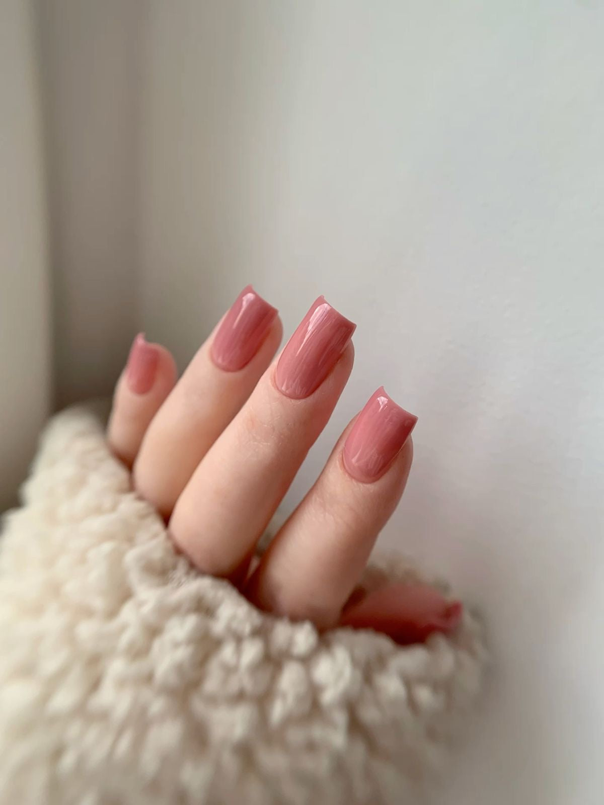 SKY QUEEN PRETTY PINK PEEL OFF NAIL COLOR