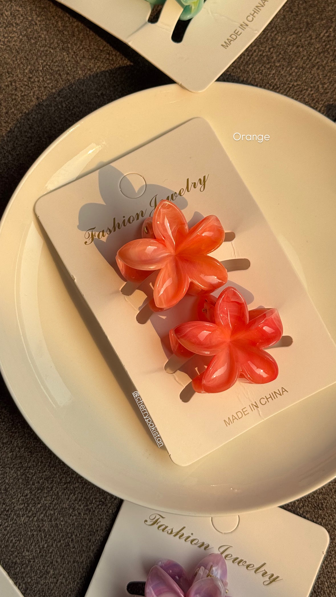 SMALL MARBLE HAIR CLAW SET