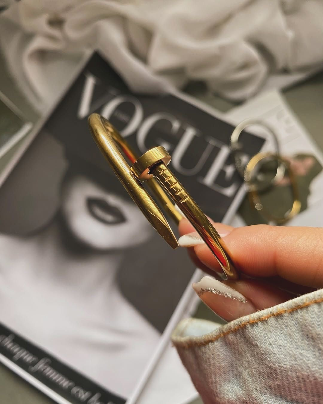 A7 NAIL BANGLE