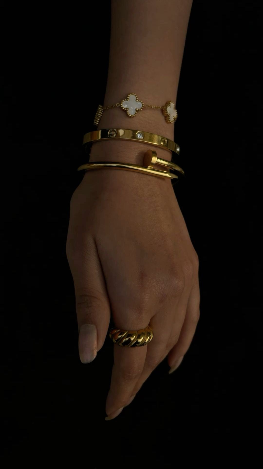 C266 FANCY BRACELET SET