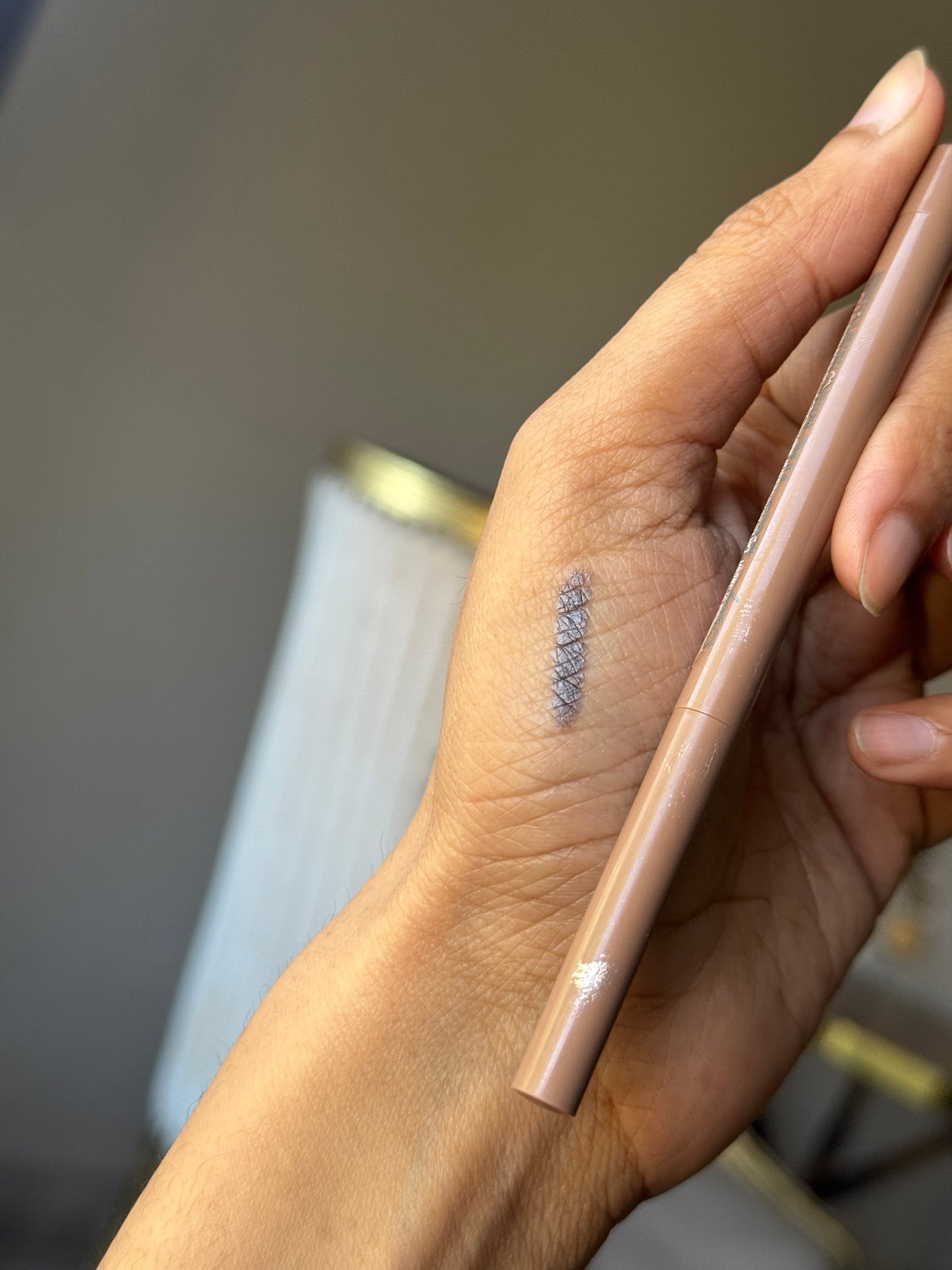 DARK GREY CREAMY AUTO EYELINER