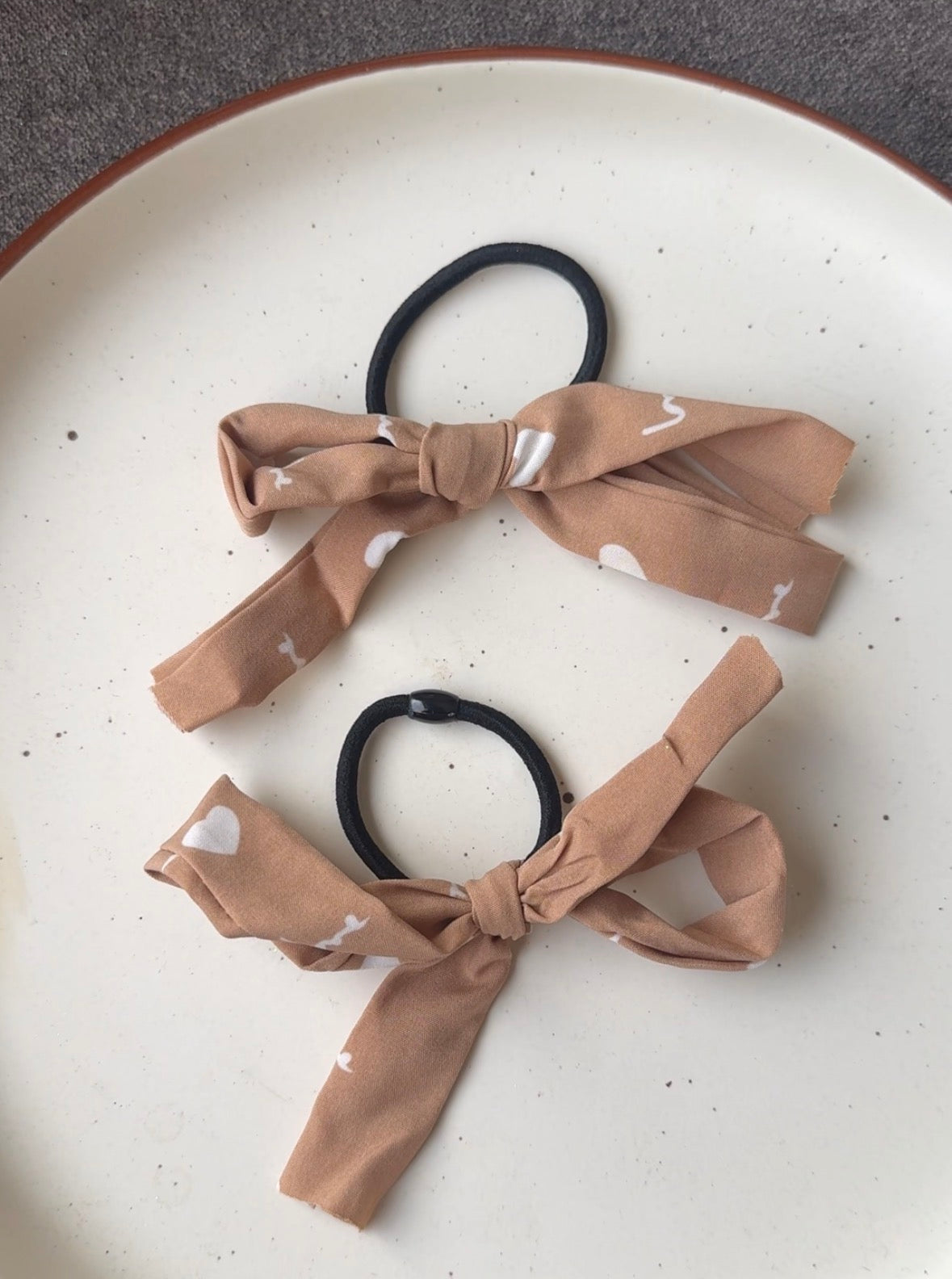 E295 HAIR TIE PAIR