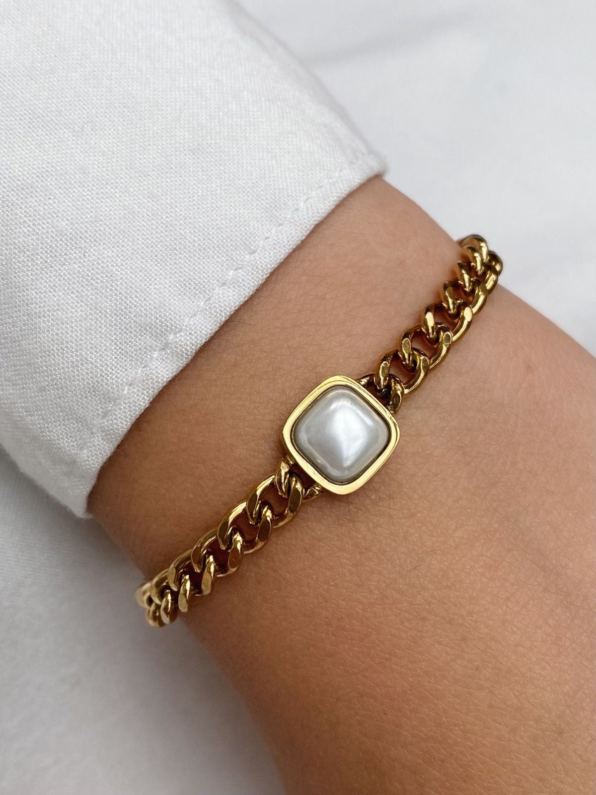 A52 BRACELET