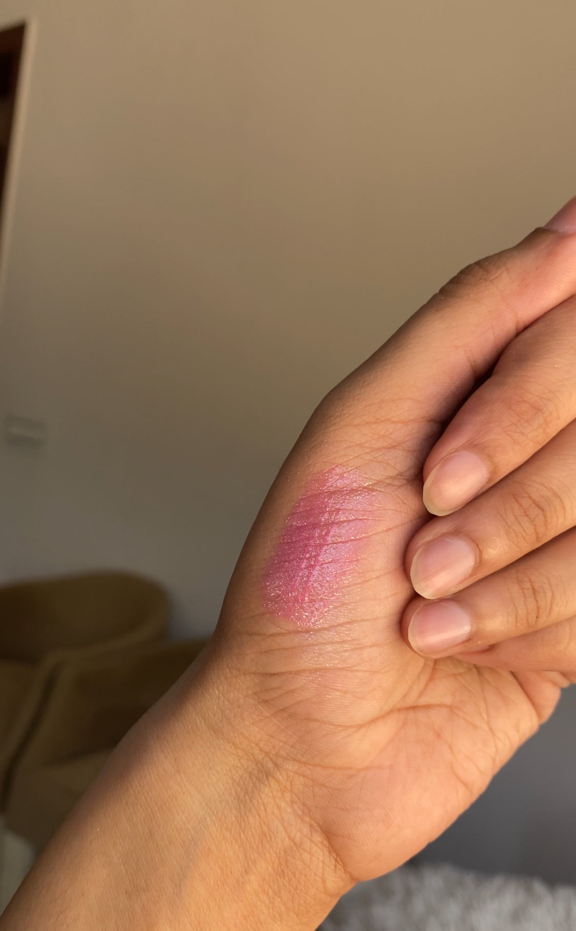 305 ANNA SUI PINK LIPGLOSS