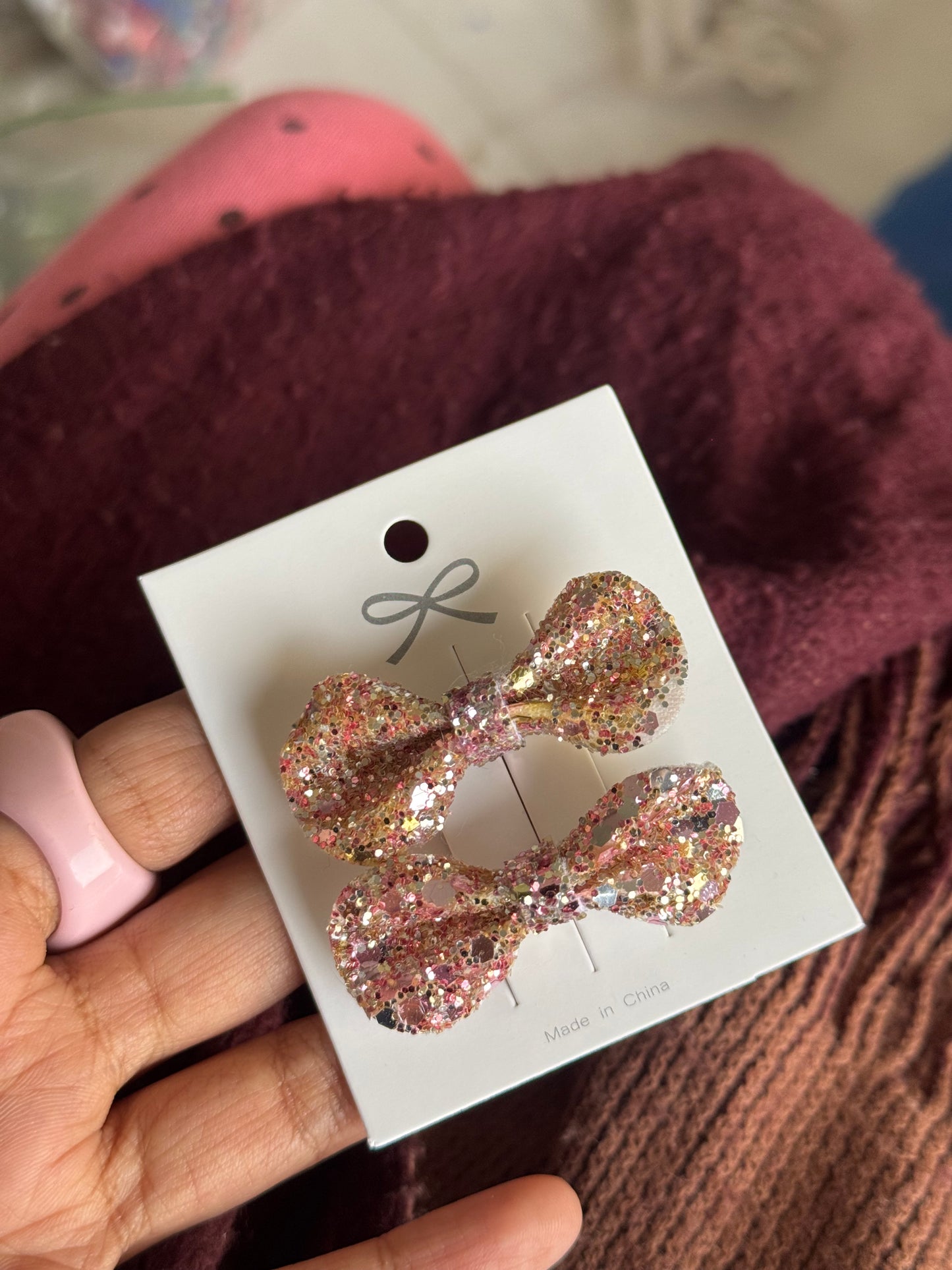 B217 GLITTER BOW PAIR