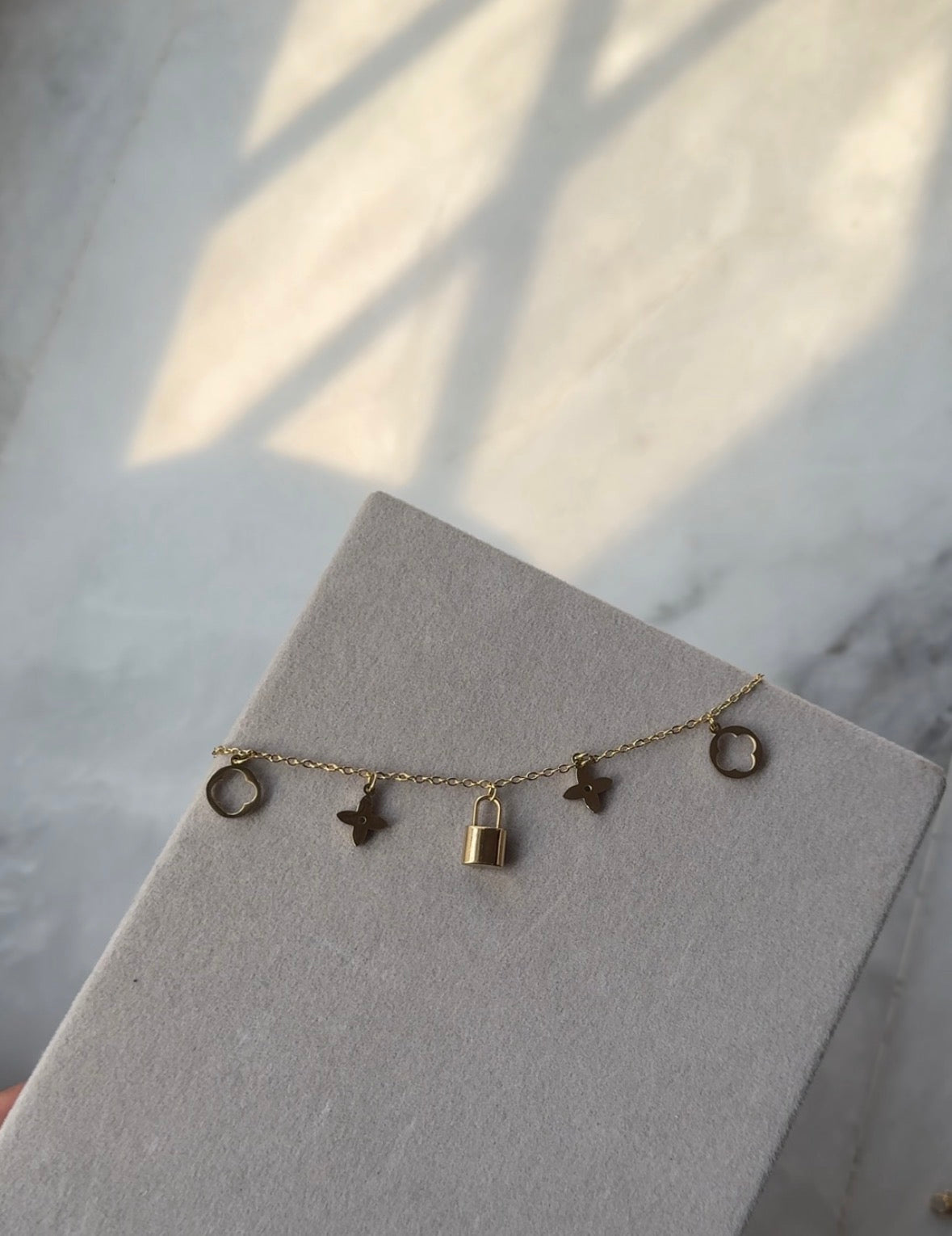 E63 BRACELET