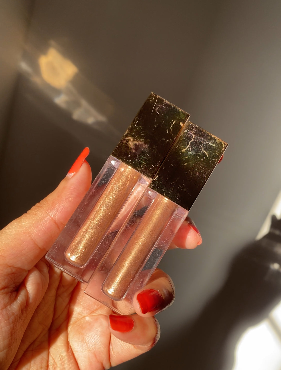 (D) POLARIS KOKIE CRYSTAL FUSION LIQUID GLITTER EYESHADOW