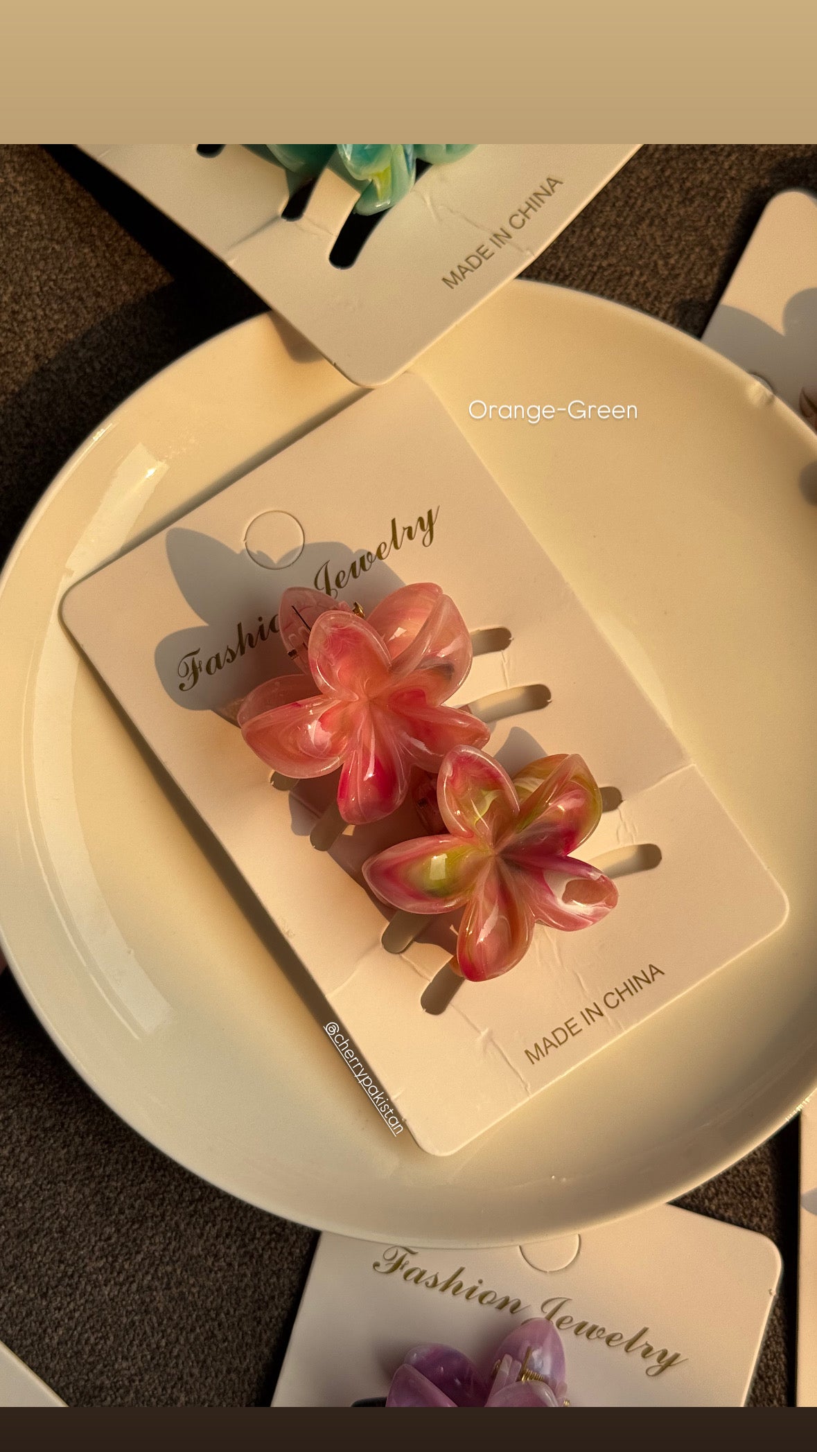 SMALL MARBLE HAIR CLAW SET