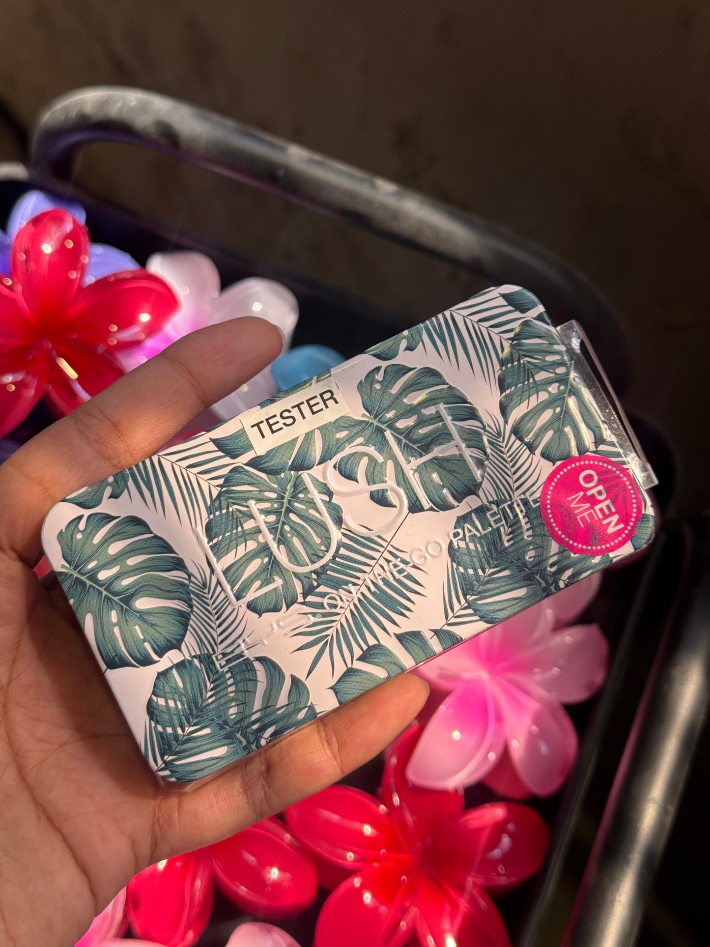 LUSH EYESHADOW PALETTE