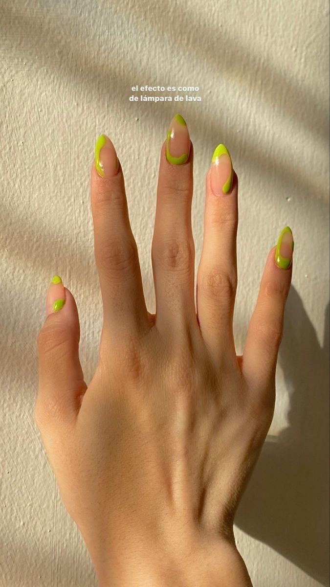 BRIGHT GREEN NAIL COLOR
