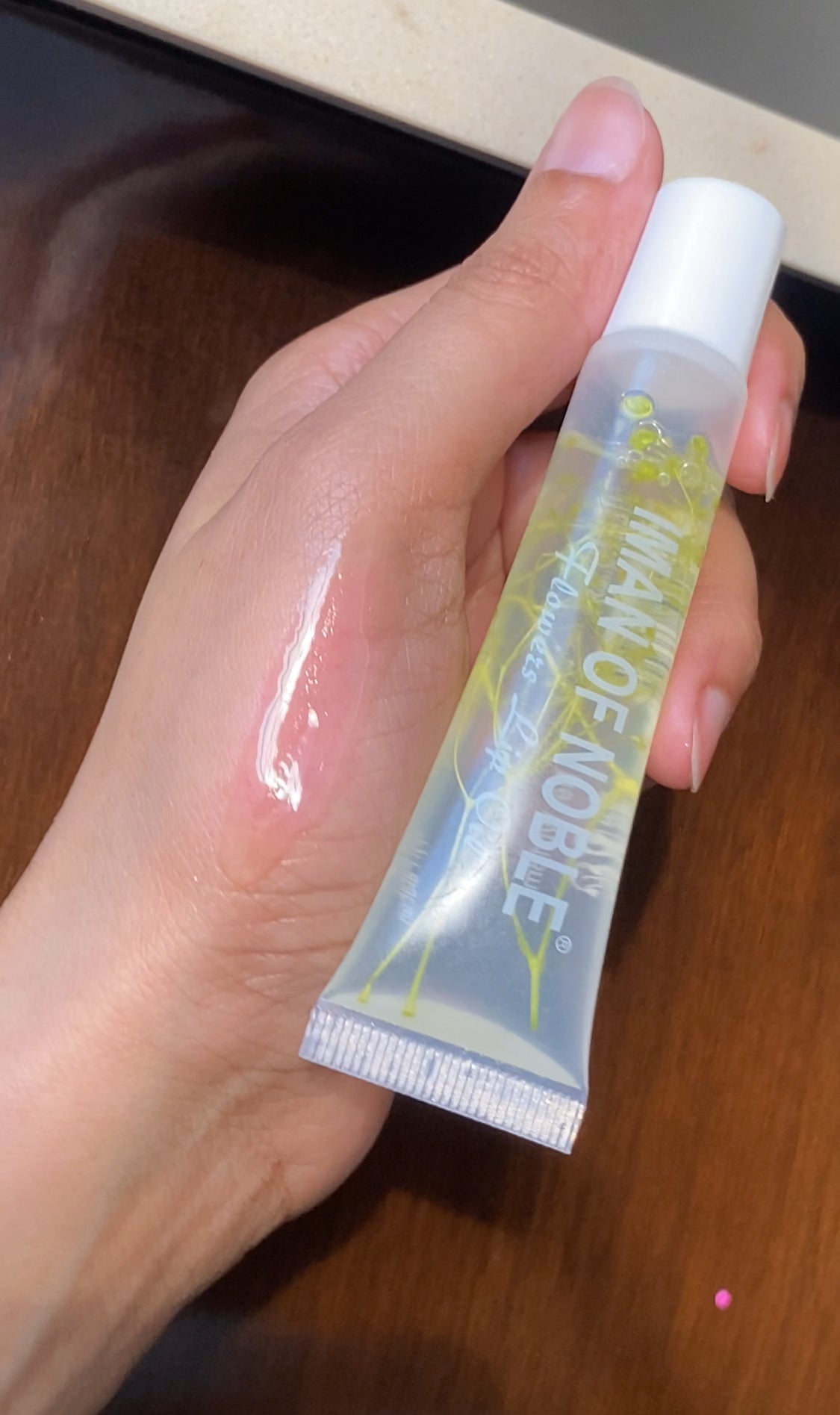 YELLOW FLOWER LIP OIL
