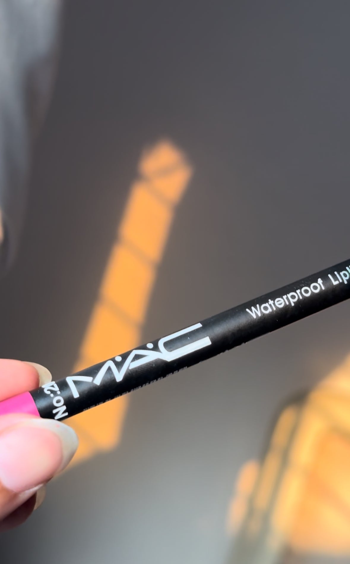MAC DARK PINK LIP LINER