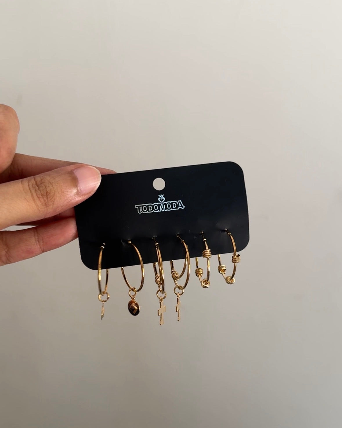 E244 TODAMODA GOLDEN HOOPS SET