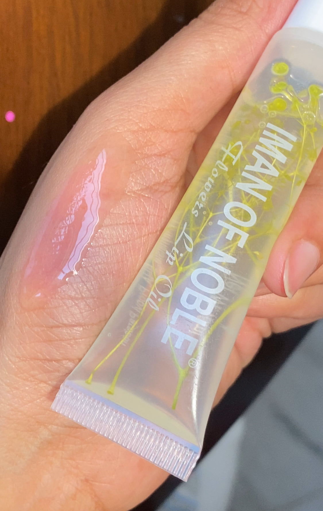 YELLOW FLOWER LIP OIL