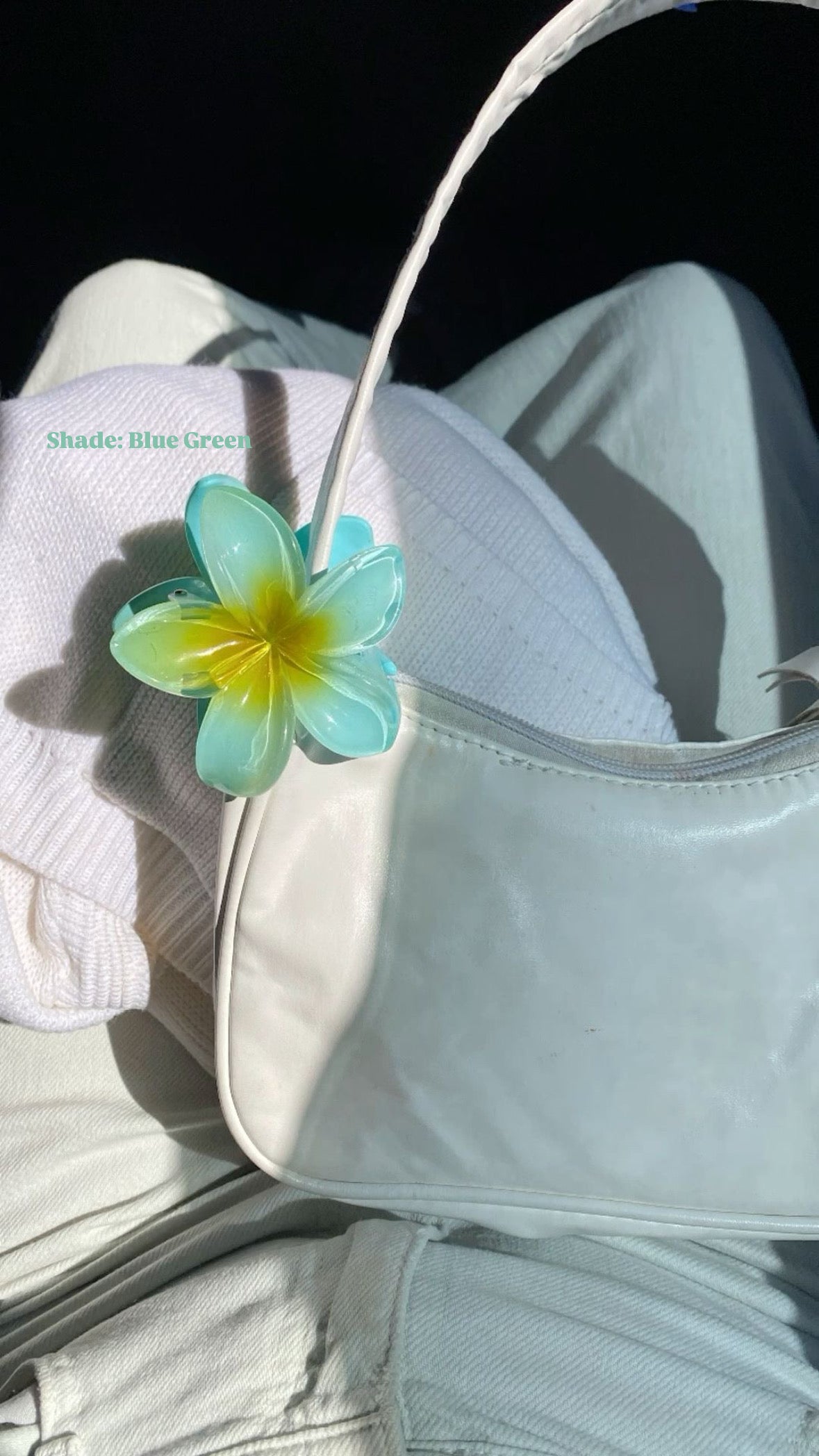 (A) LARGE FLOWER HAIR CLIP