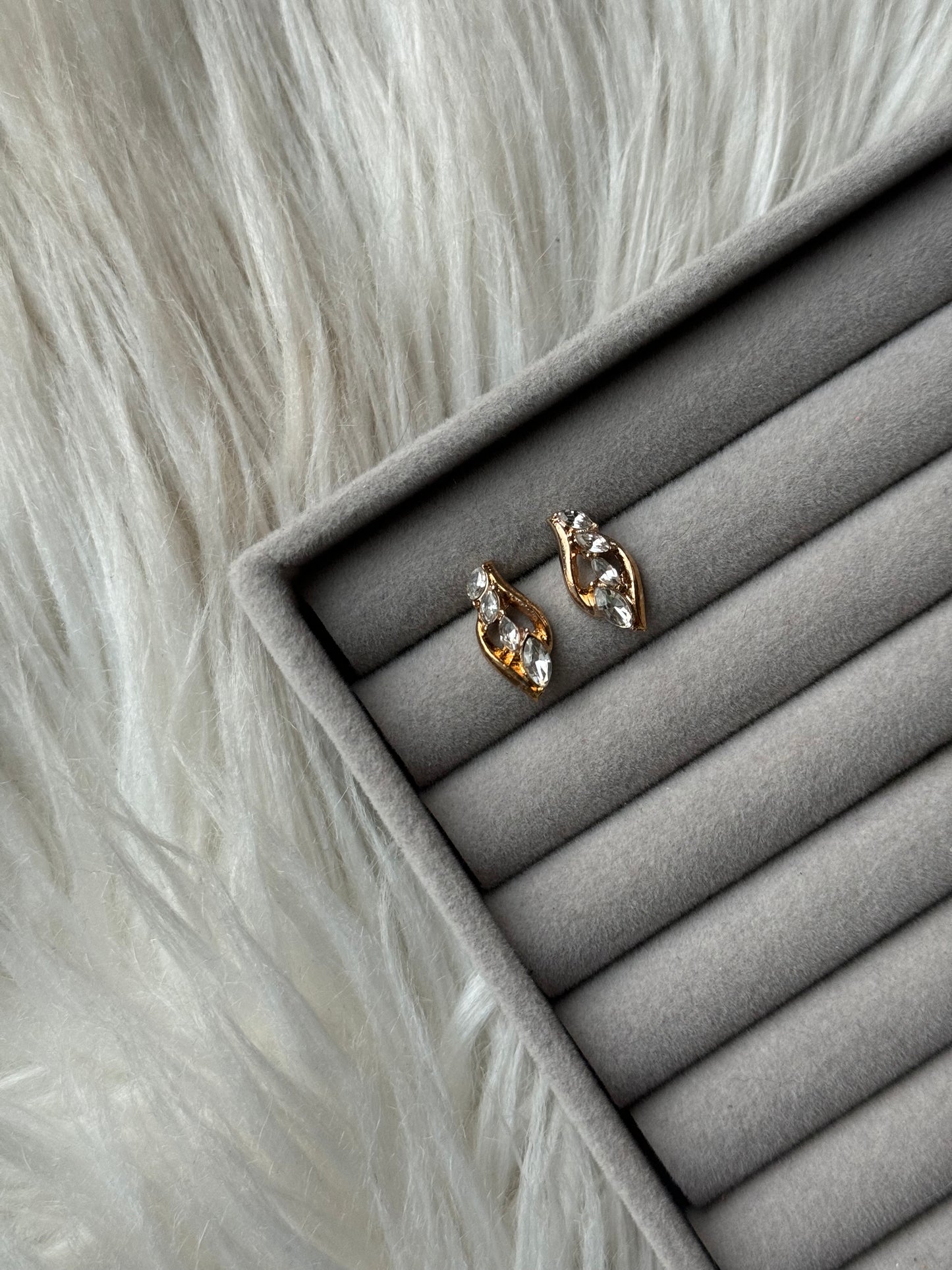 A12 SILVER AND GOLDEN STUDS