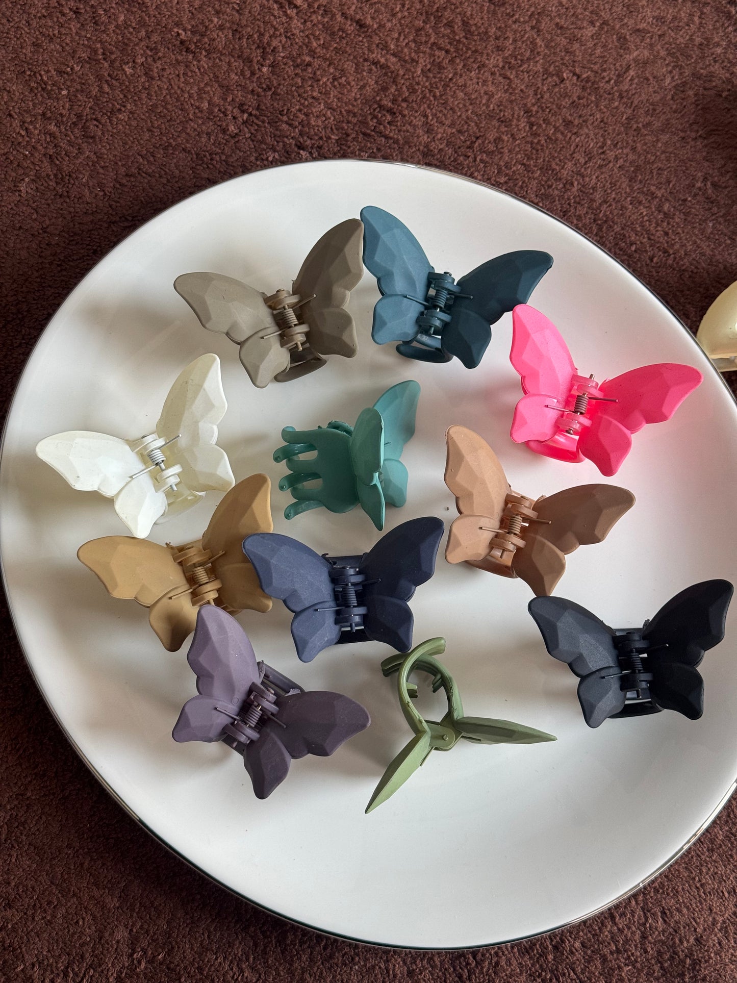 BUTTERFLY CLAW CLIP