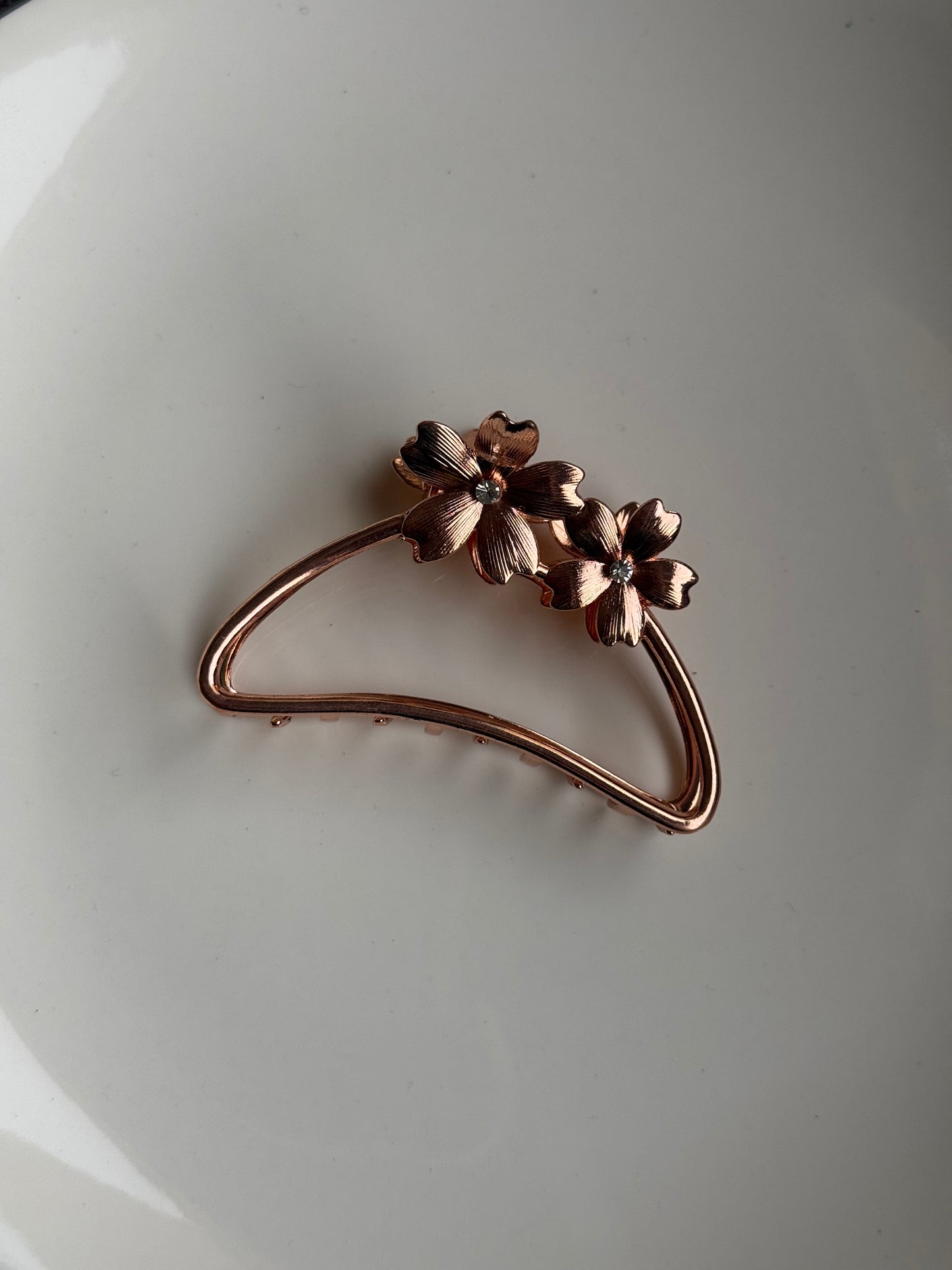 G47 MEDIUM METAL HAIR CLAW