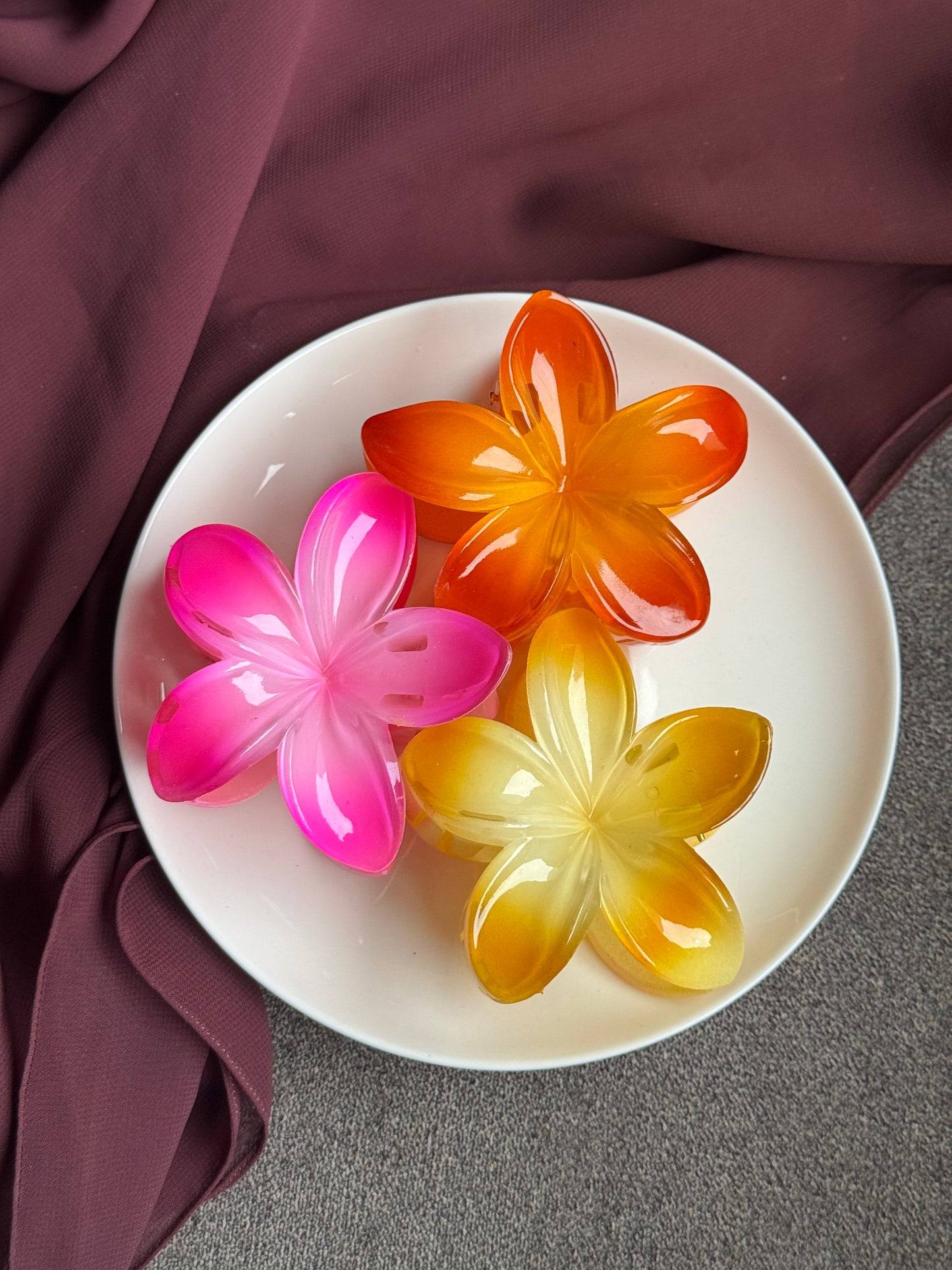 HAWAIAN HAIR CLAWS