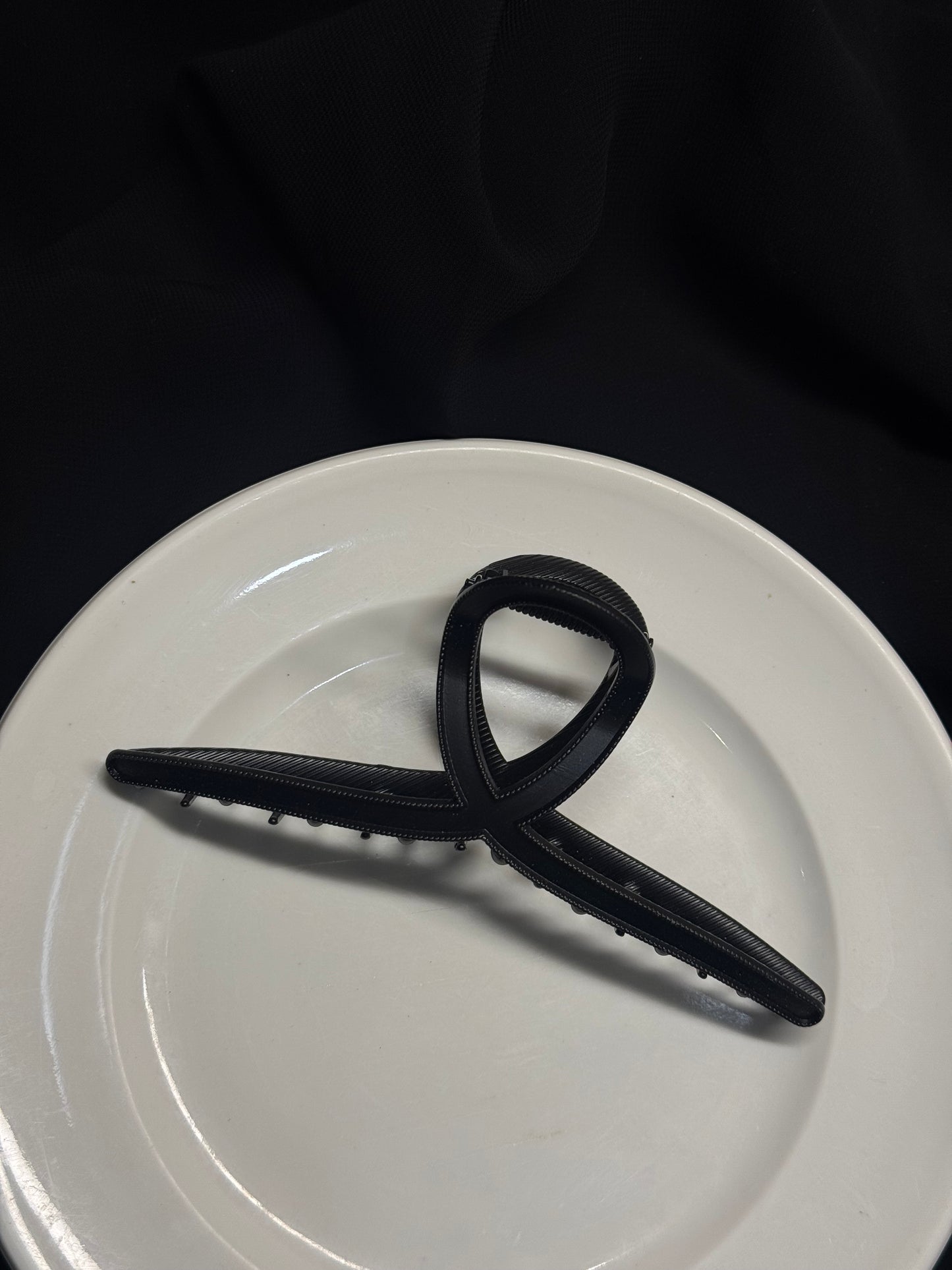 A80 METAL HAIR CLAW