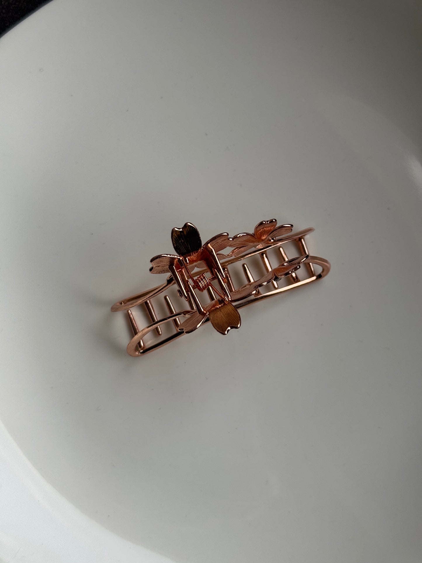 G47 MEDIUM METAL HAIR CLAW