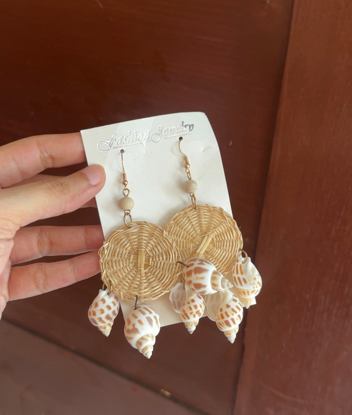 E186 EARRINGS