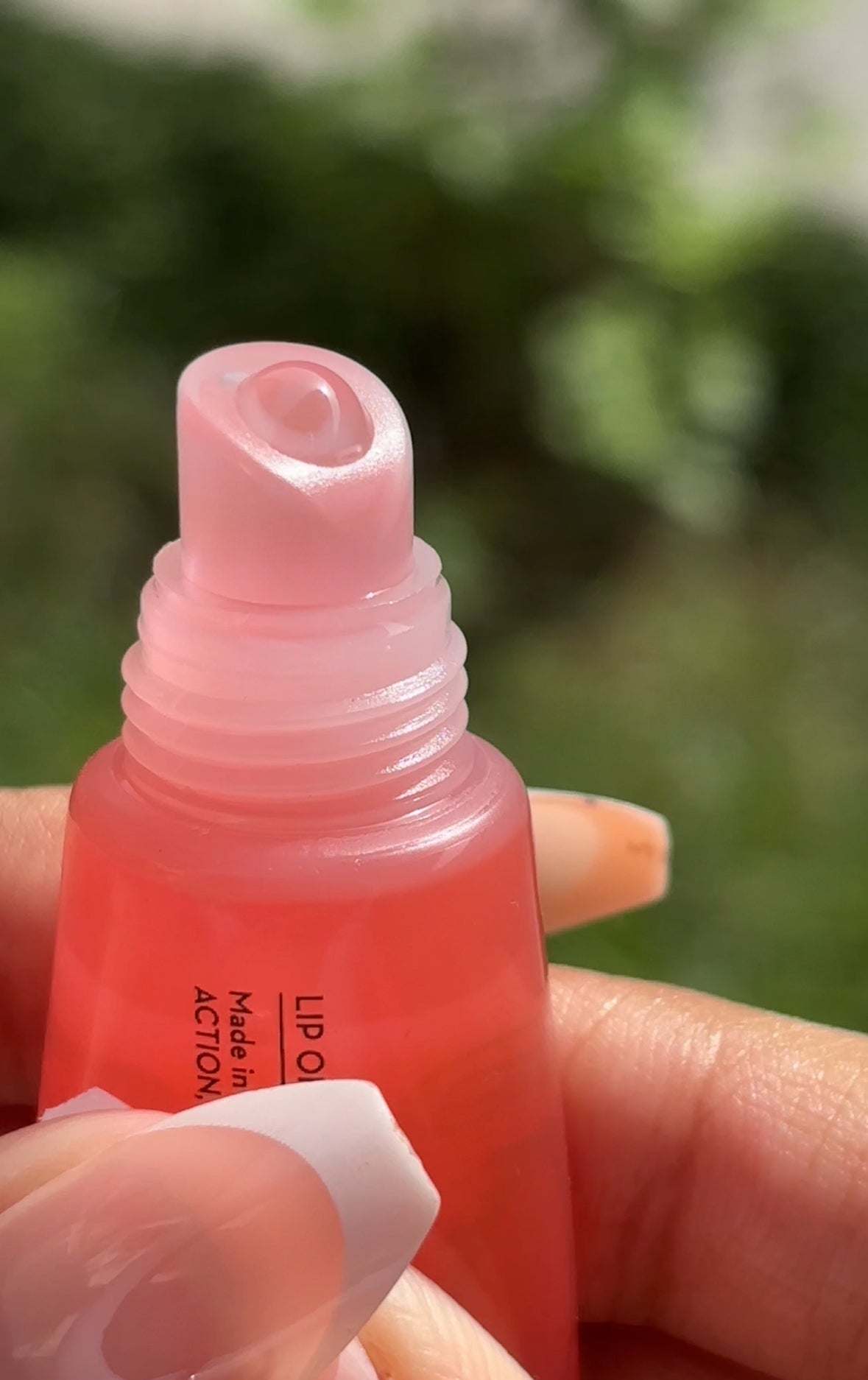MAX AND MORE LIP OIL