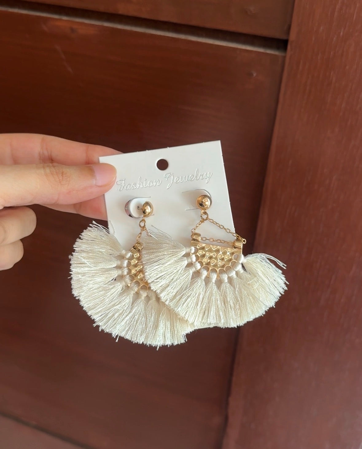 E184 EARRINGS