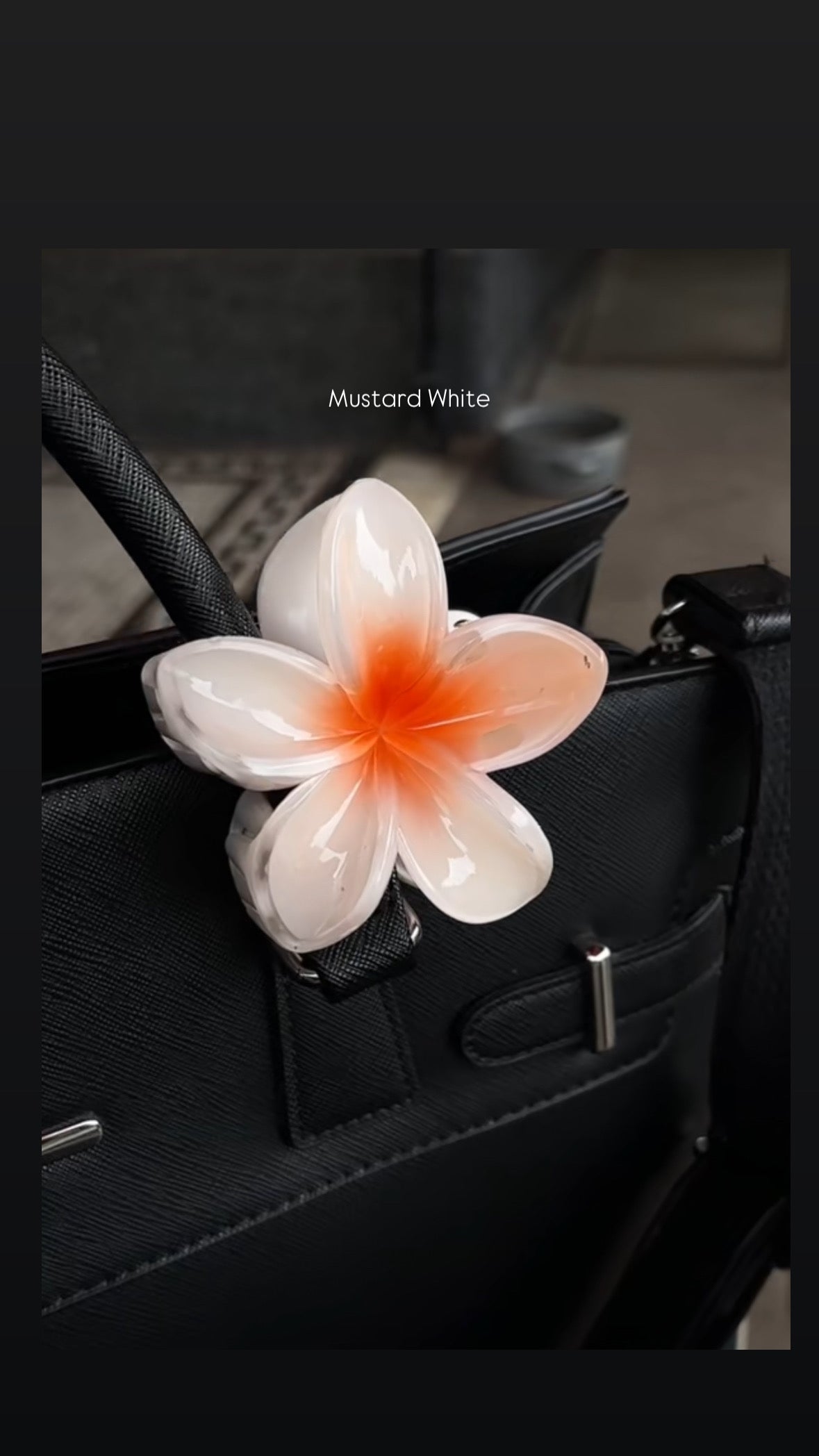 (A) LARGE FLOWER HAIR CLIP