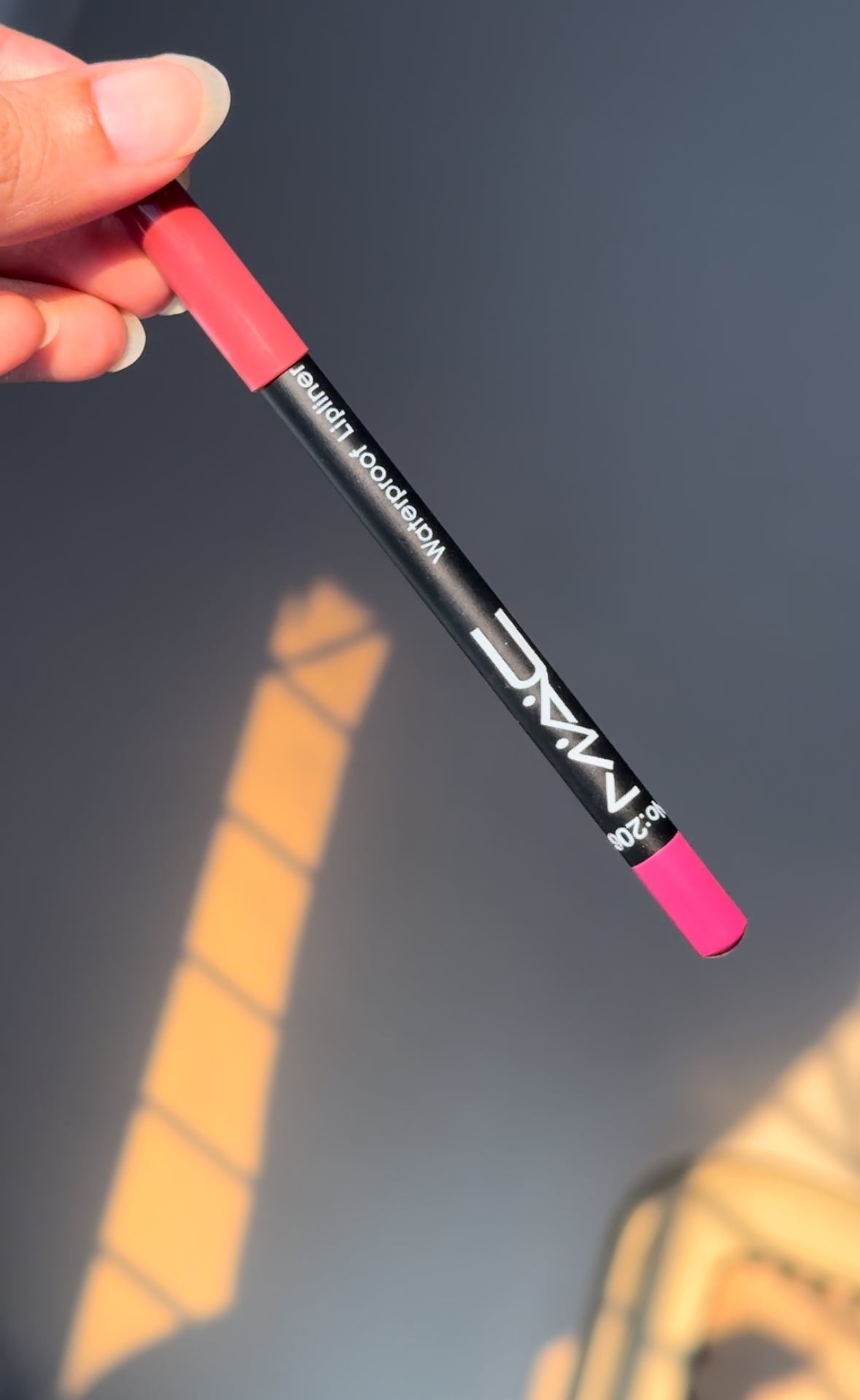MAC DARK PINK LIP LINER