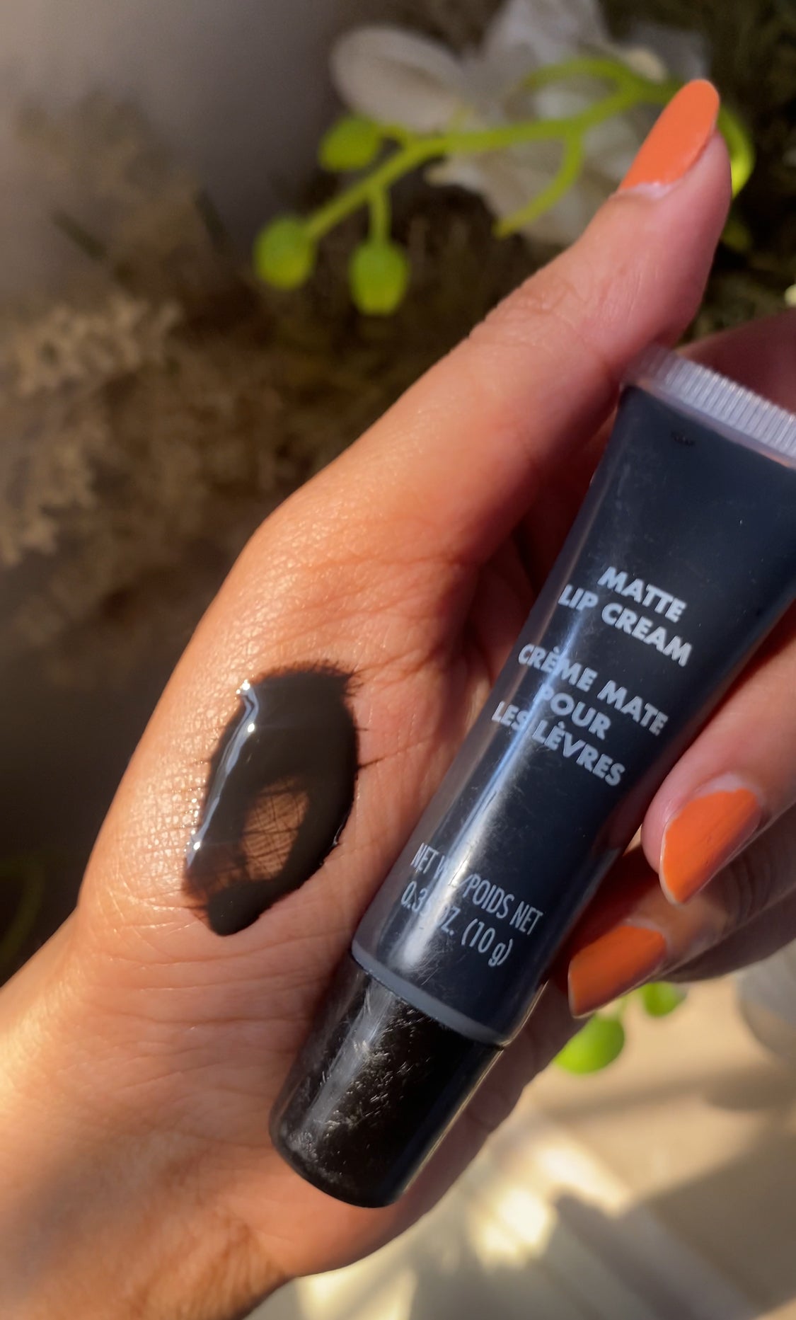BLACK LIPGLOSS