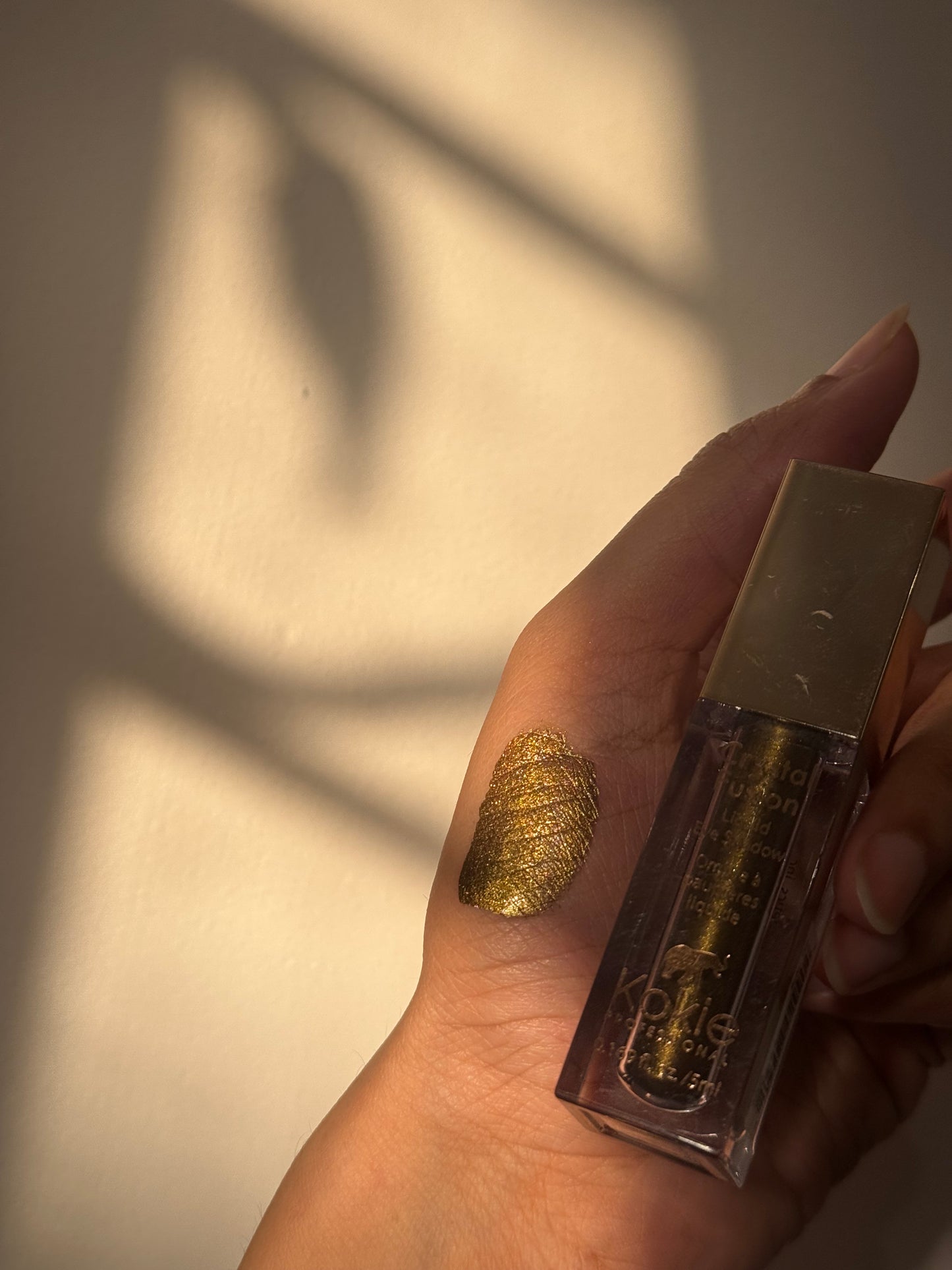 MOTHER SHIP KOKIE CRYSTAL FUSION LIQUID GLITTER EYESHADOW