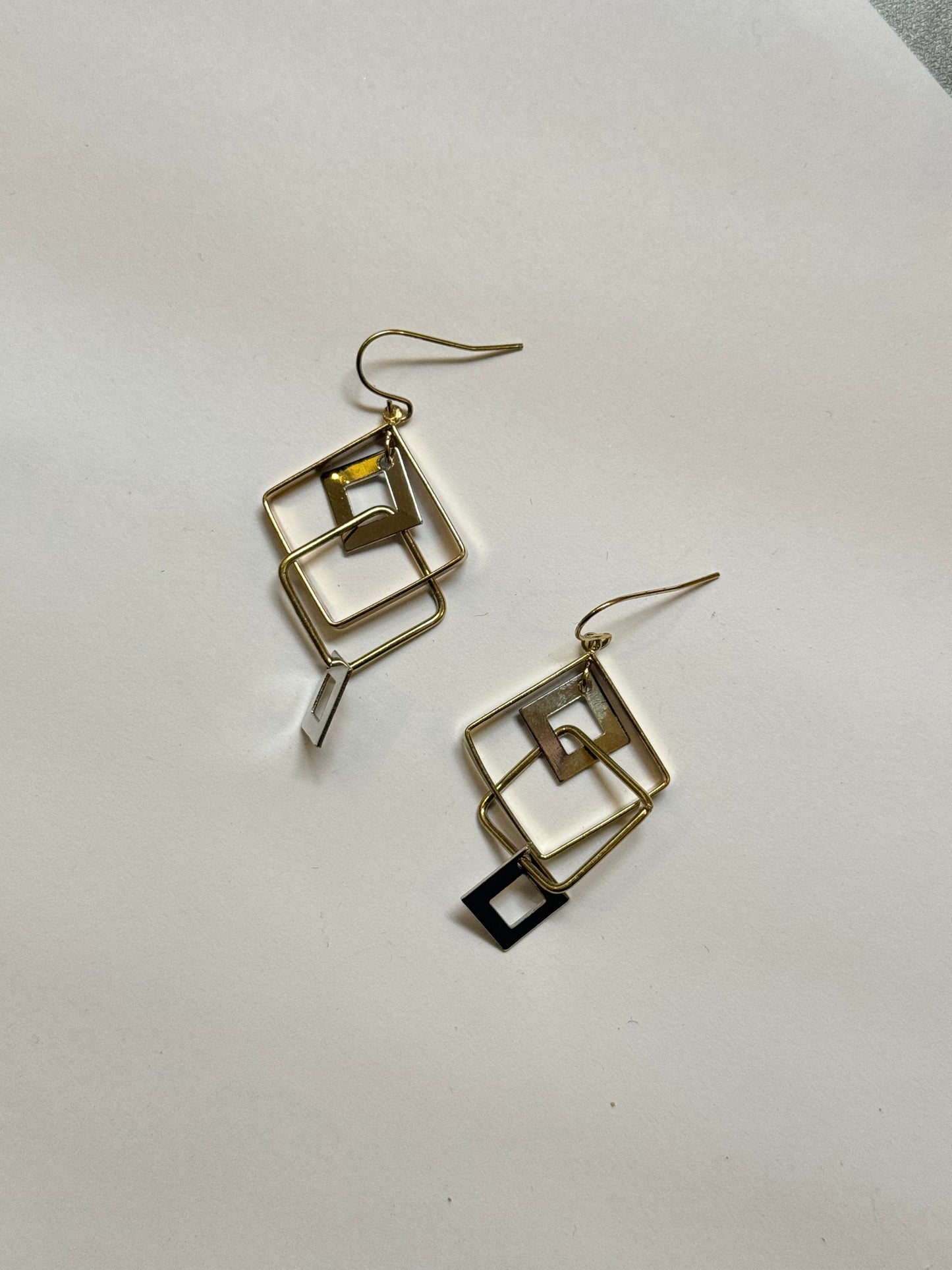 SQUARE EARRINGS