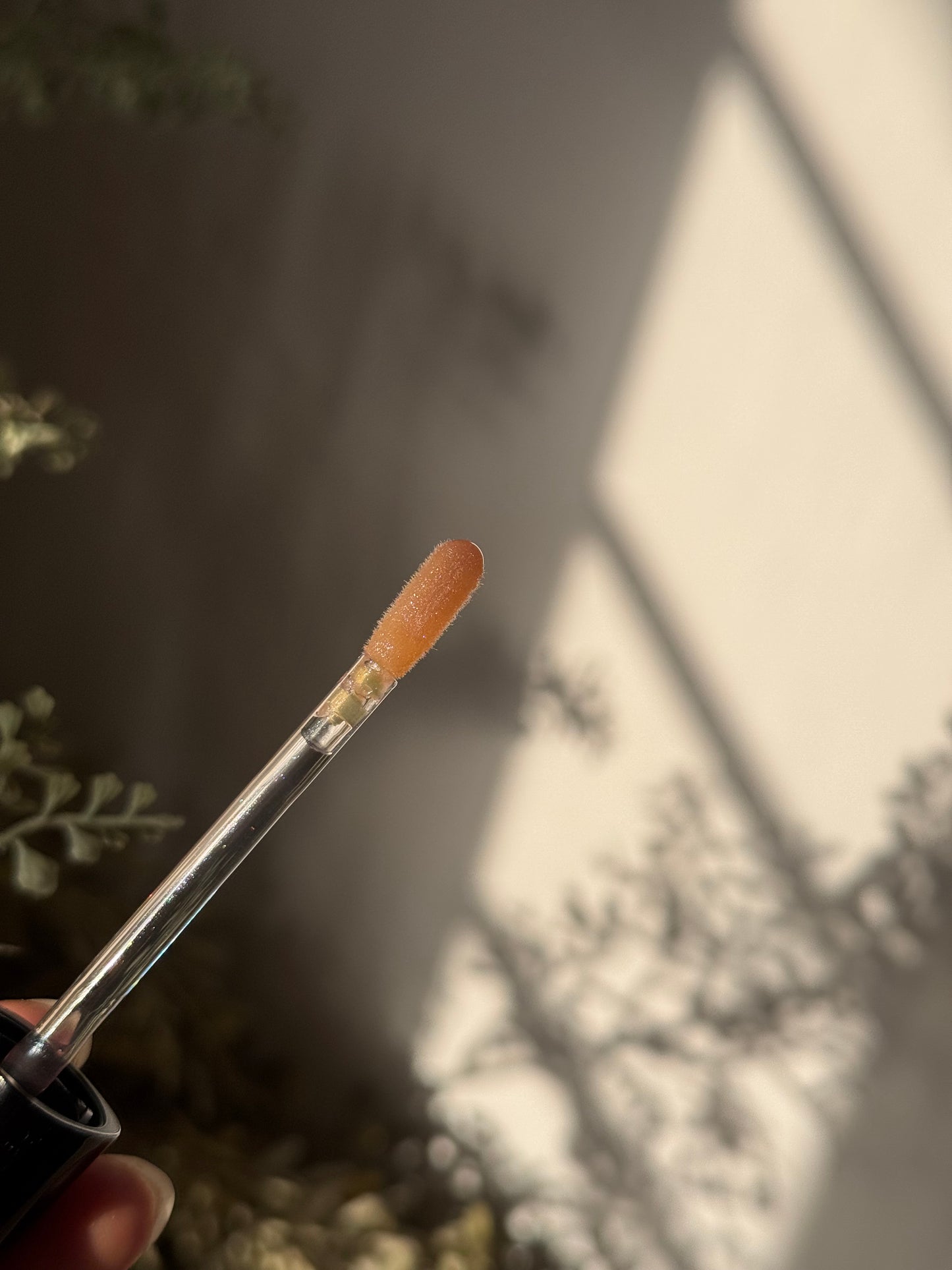 WONDER BOOSTER LIP PLUMPER BY PARISA COSMETICS INFUSED WITH PEACH