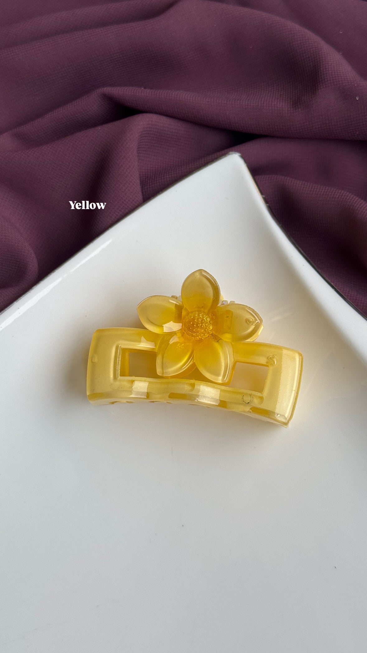 FLOWER RECTANGLE HAIR CLAWS
