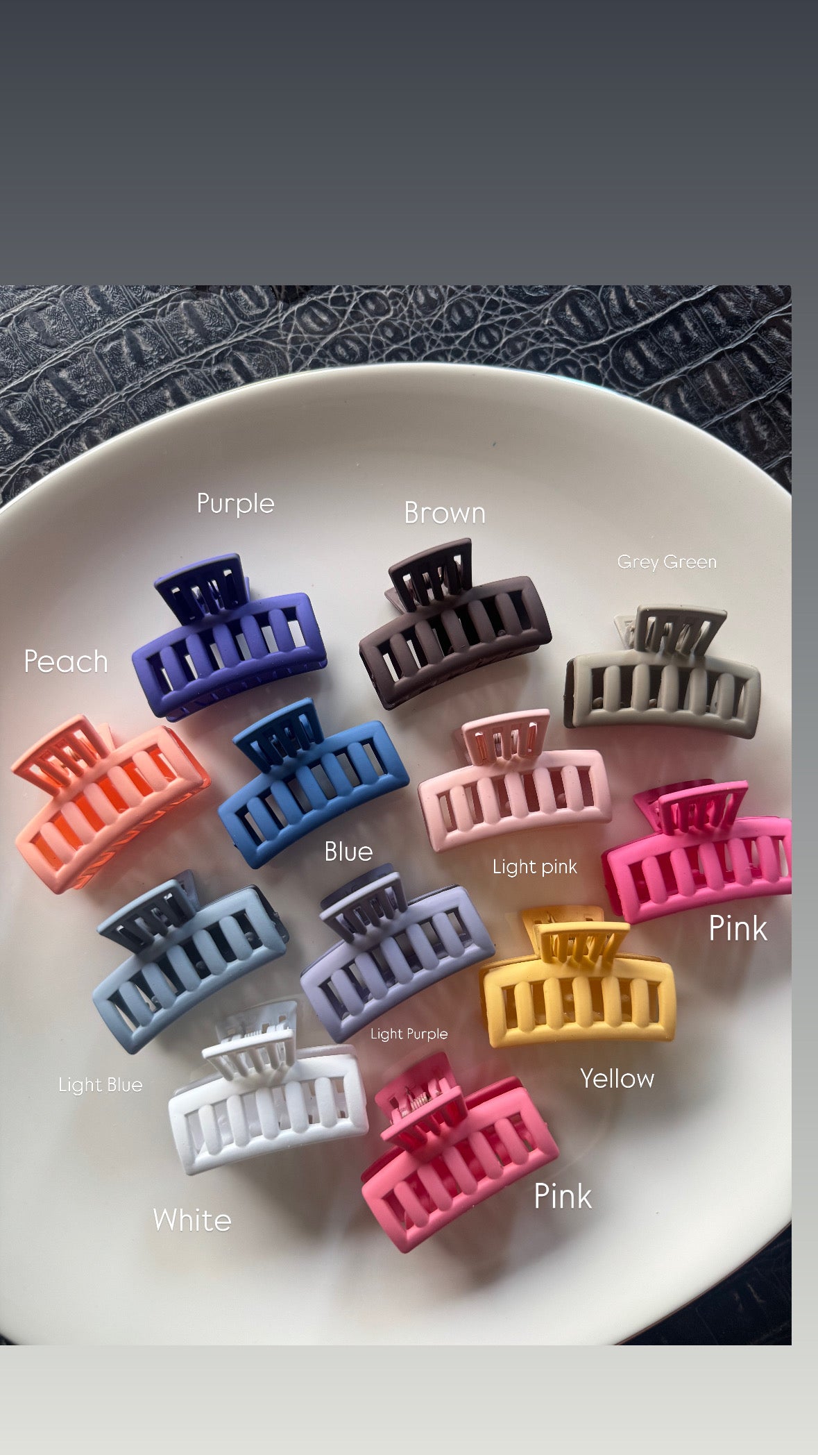 G62 SMALL HAIR CLAW