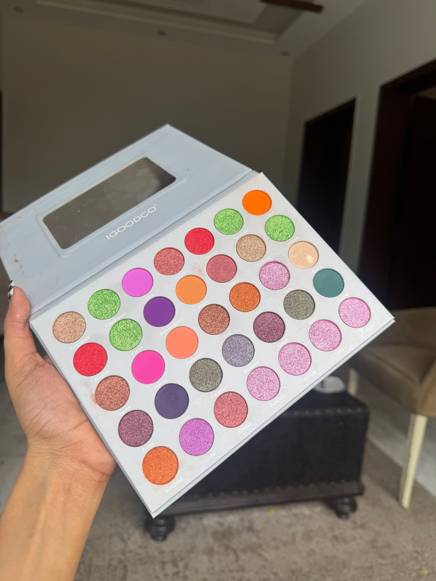 34 NUDE EYESHADOW PALETTE