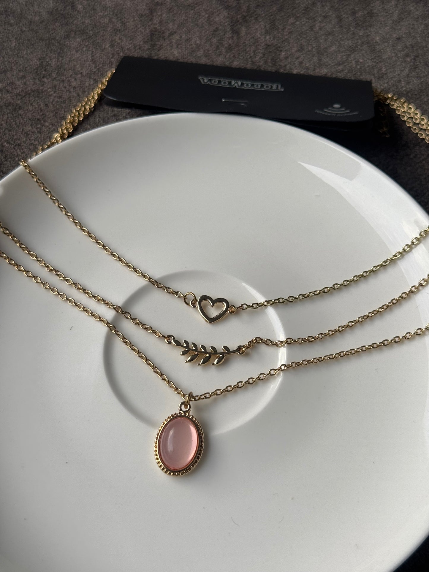B19 TRIPLE LAYERED NECKLACE