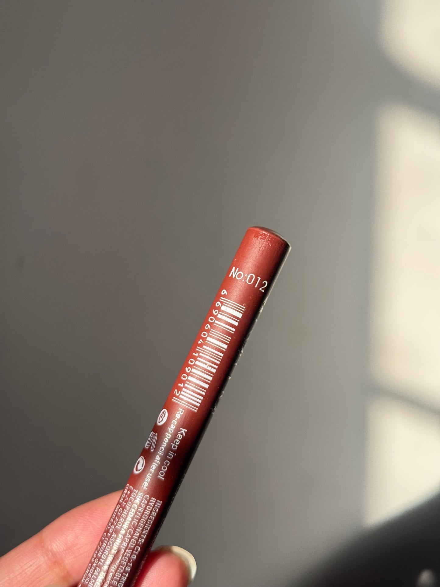 NO 12 FLORMAR LIP LINER