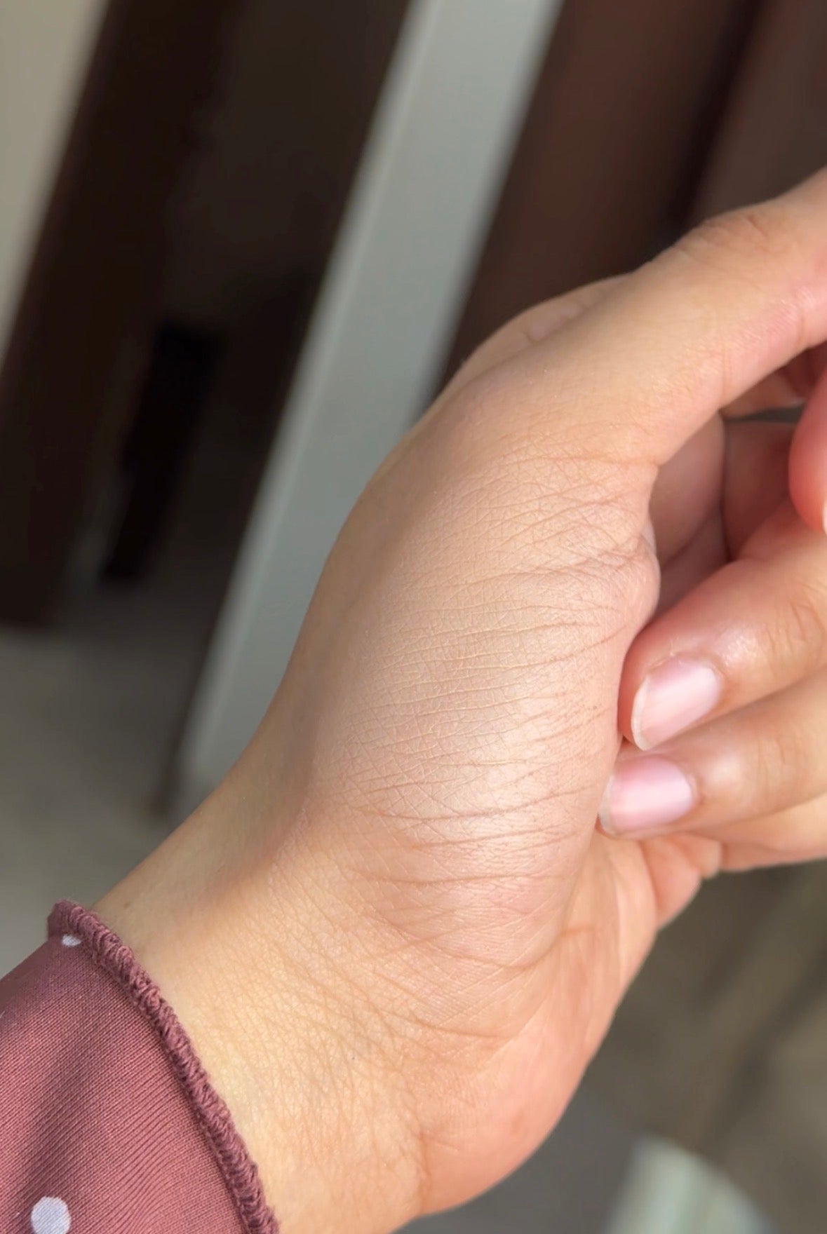 LA COLORS YELLOW PRIMER / CONCEALER