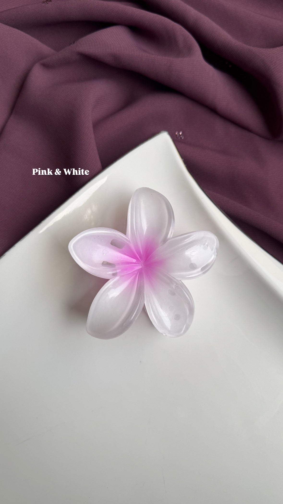 (A) LARGE FLOWER HAIR CLIP