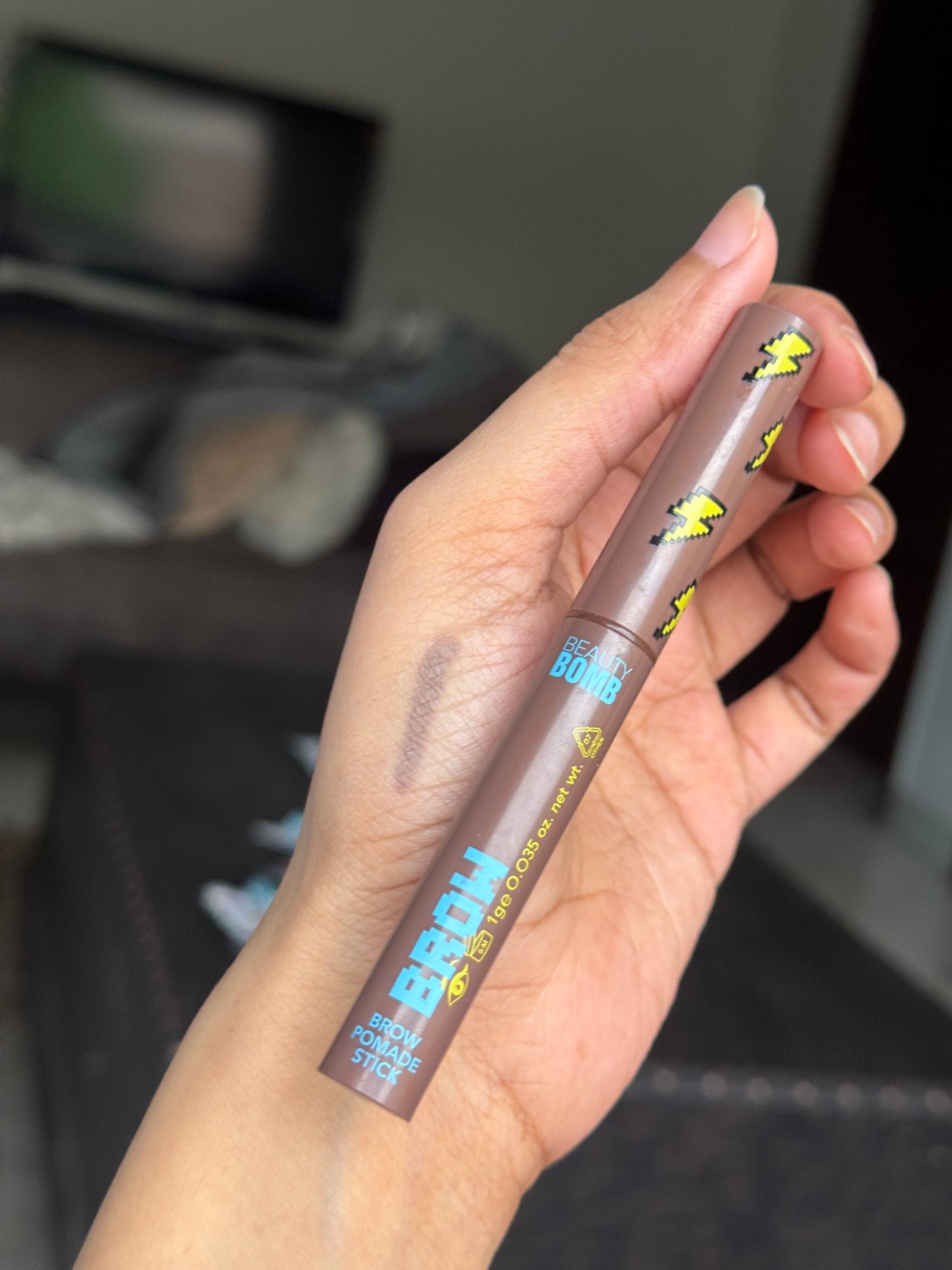 BEAUTY BOMB BROW POMADE