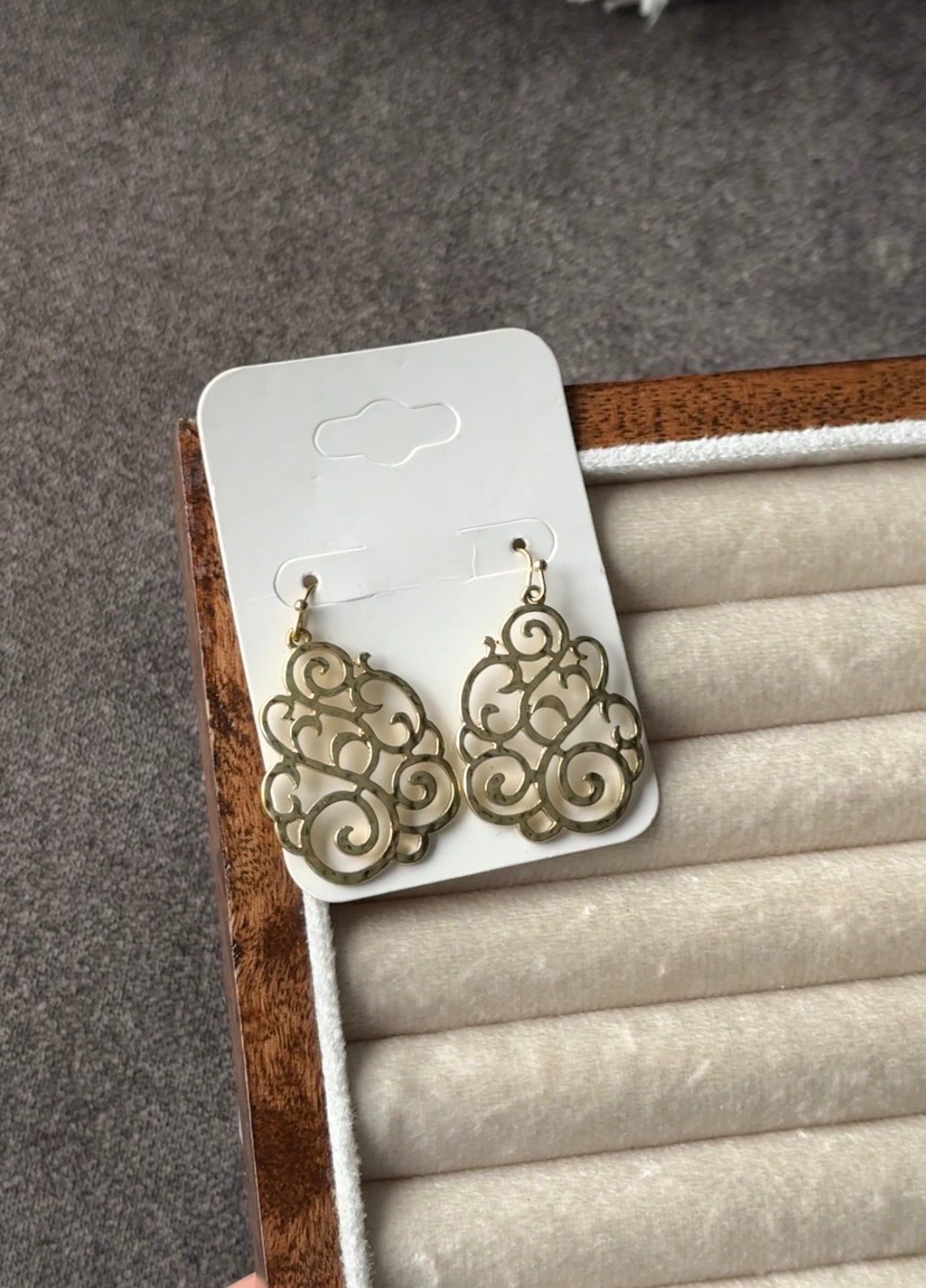 E82 EARRINGS