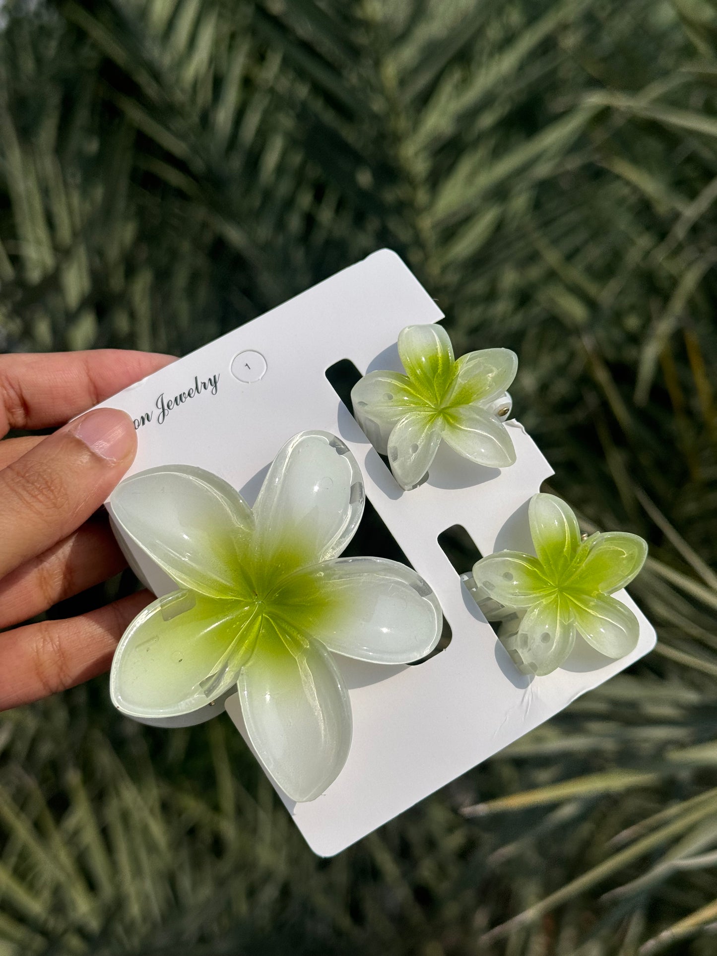 GREEN AND WHITE FLORAL SET