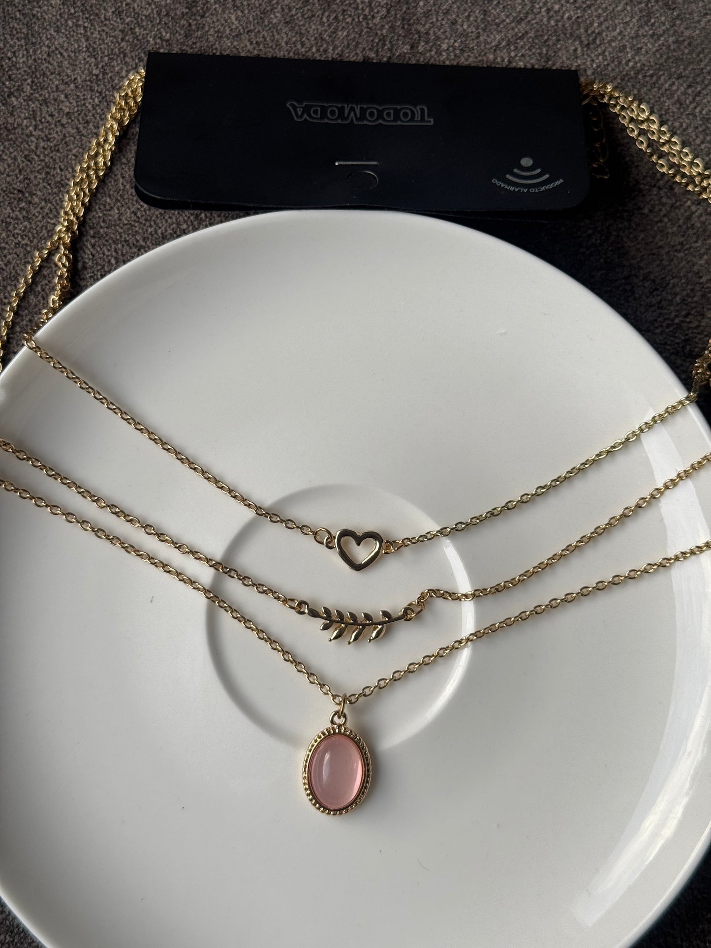 B19 TRIPLE LAYERED NECKLACE