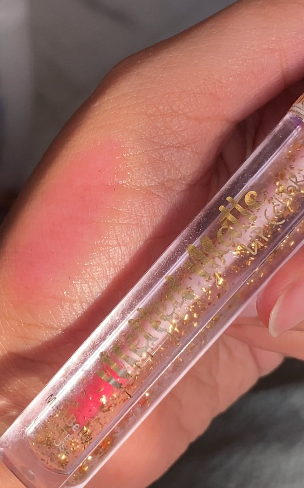 GOLDEN FLAKES COLOR CHANGING LIP GLOSS