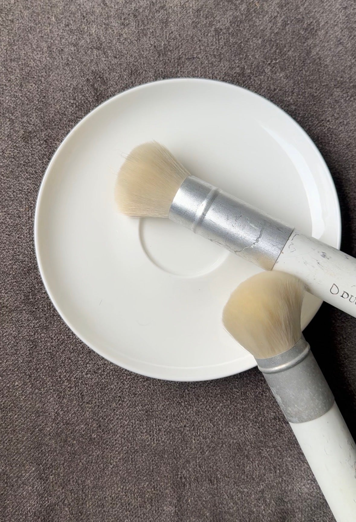 E17 BRUSH