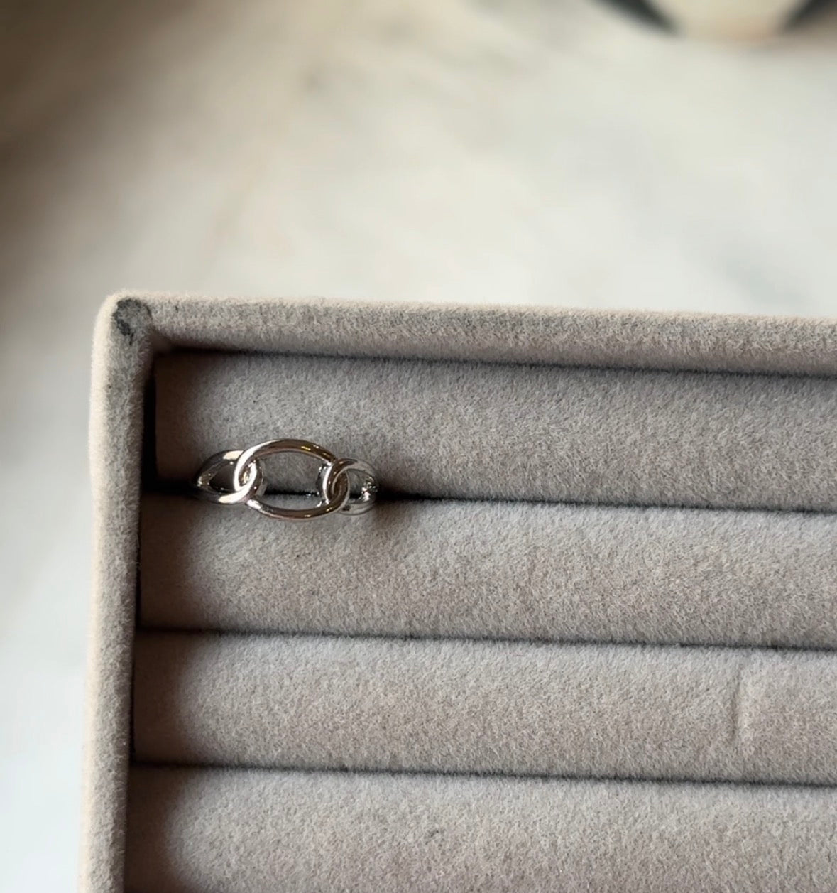 E215 RING