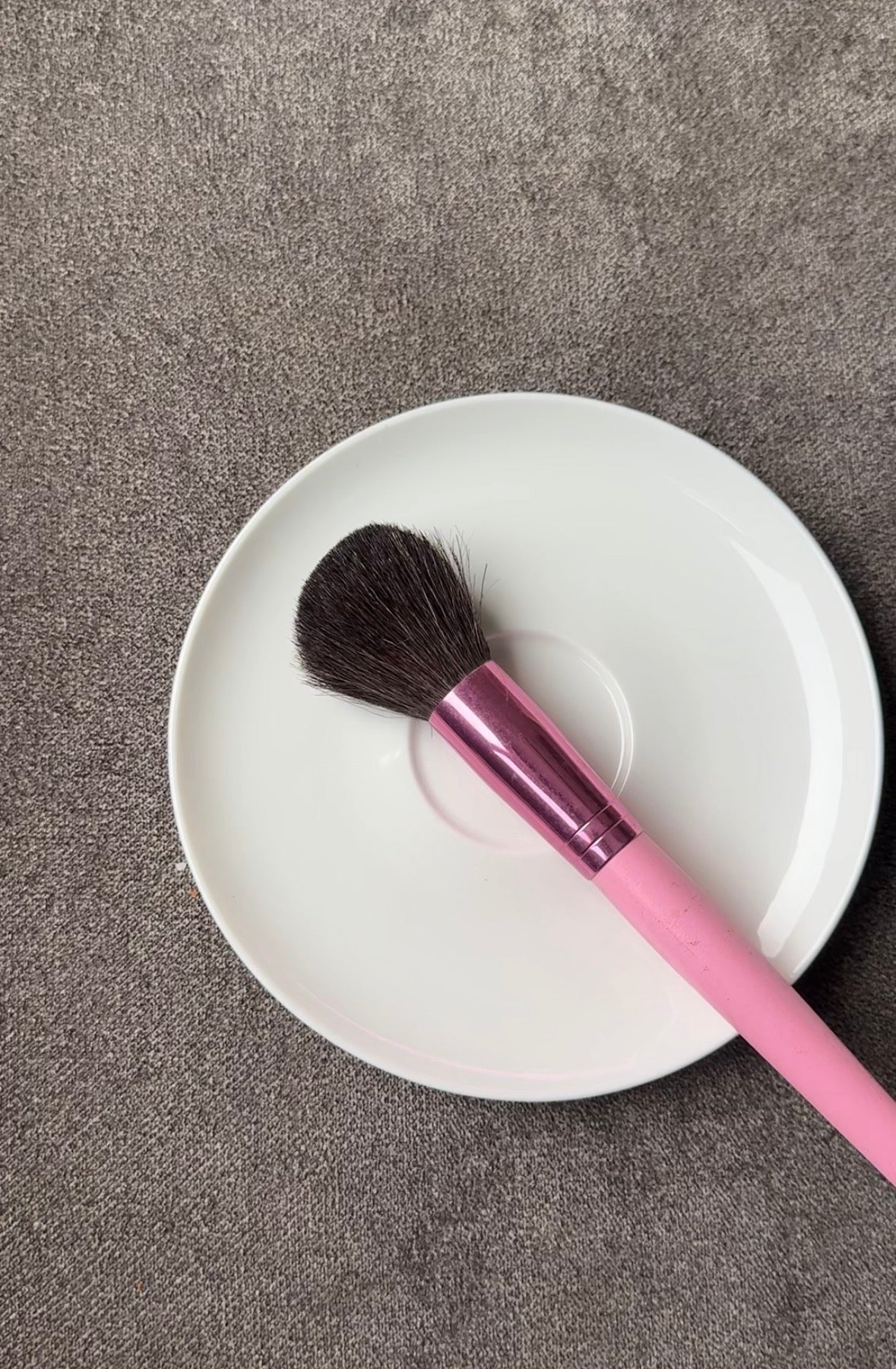 E1 BRUSH