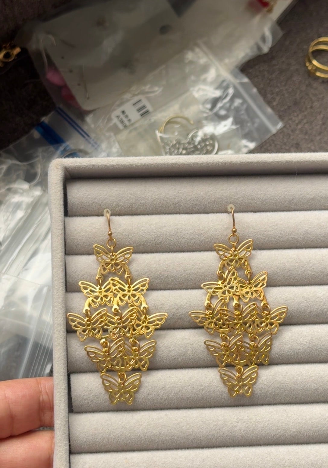 E87 EARRINGS